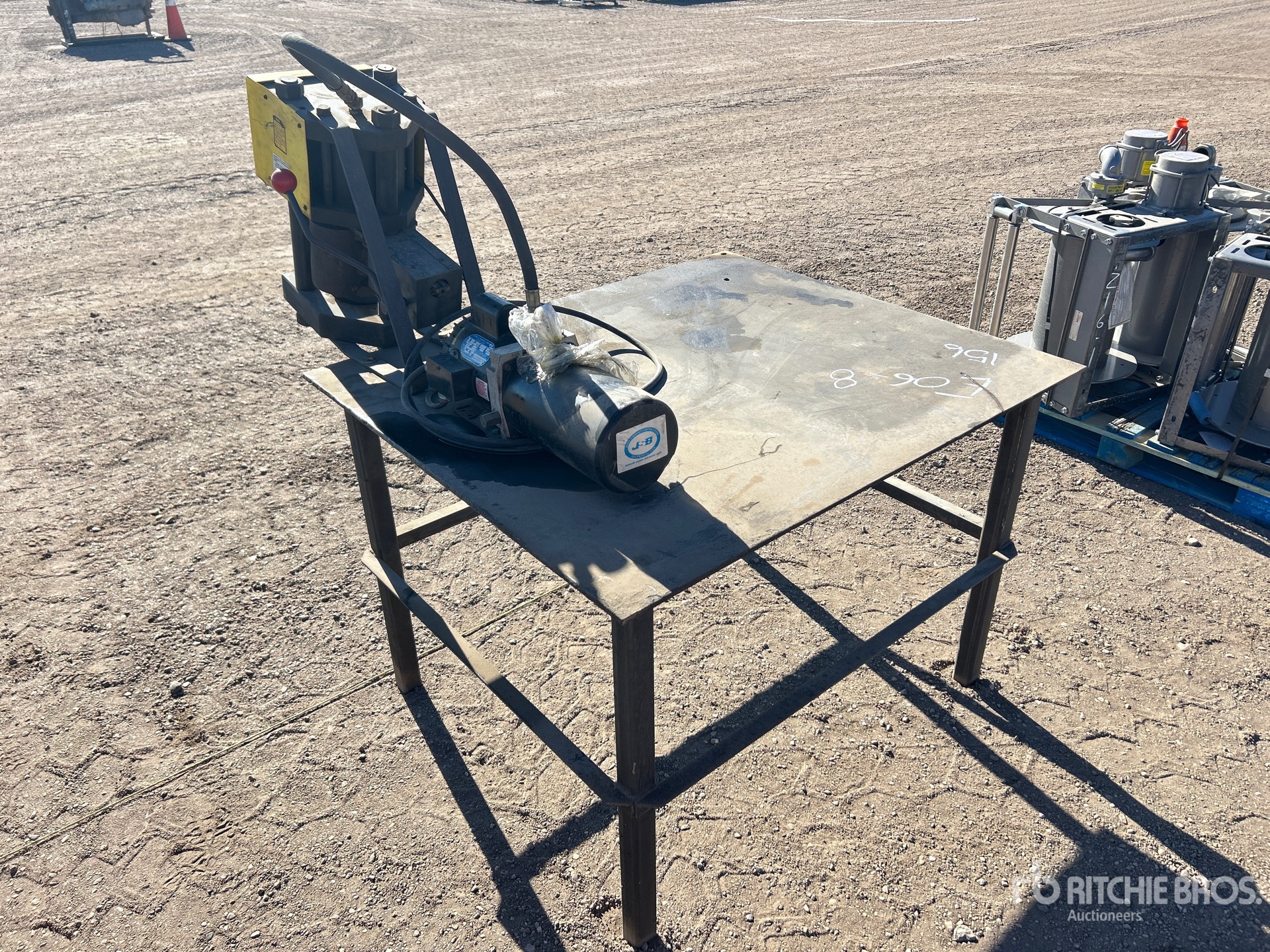 General Appearance with Image, coin arrière droit