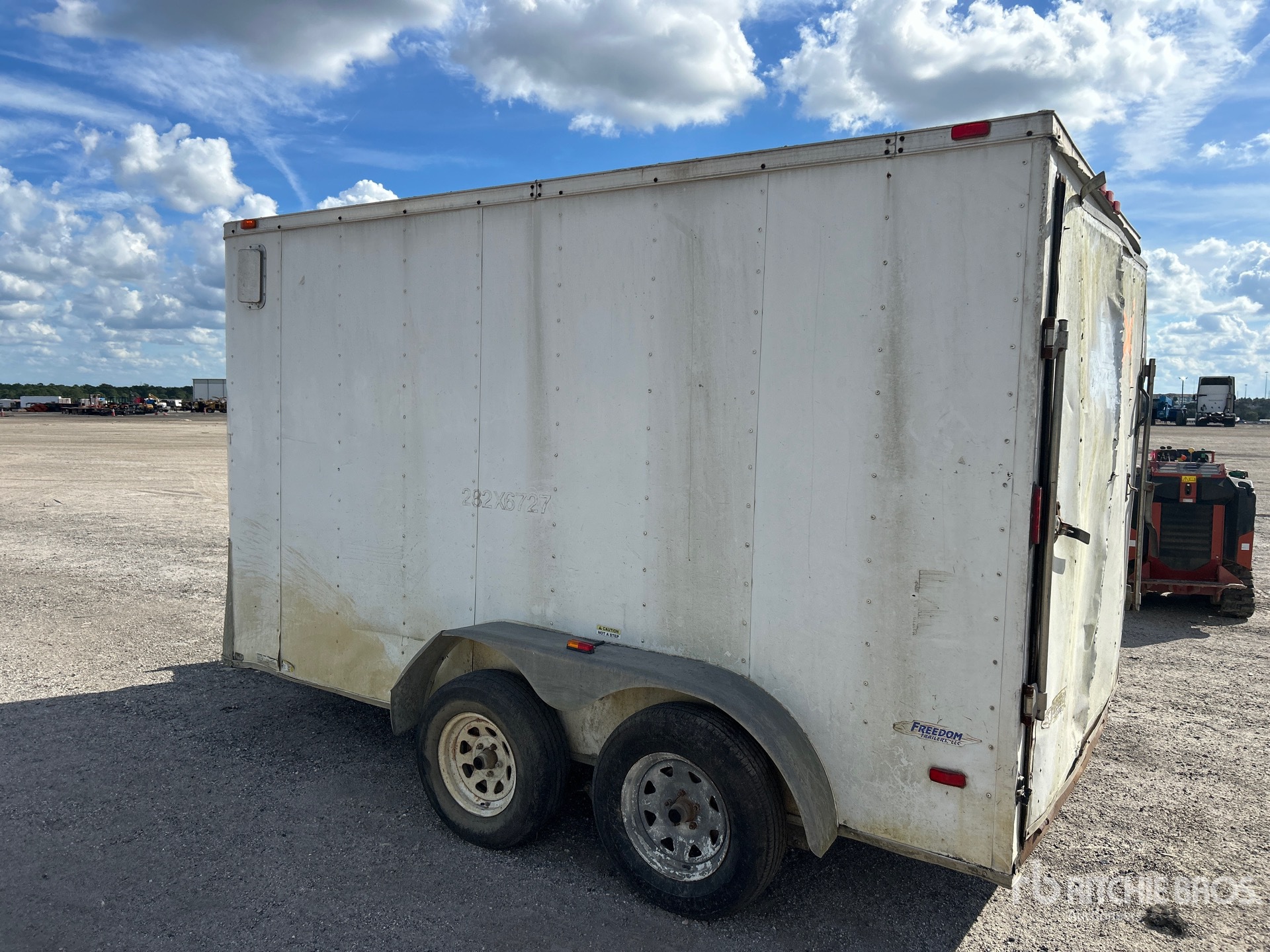 General Appearance with Imagen: esquina trasera izquierda