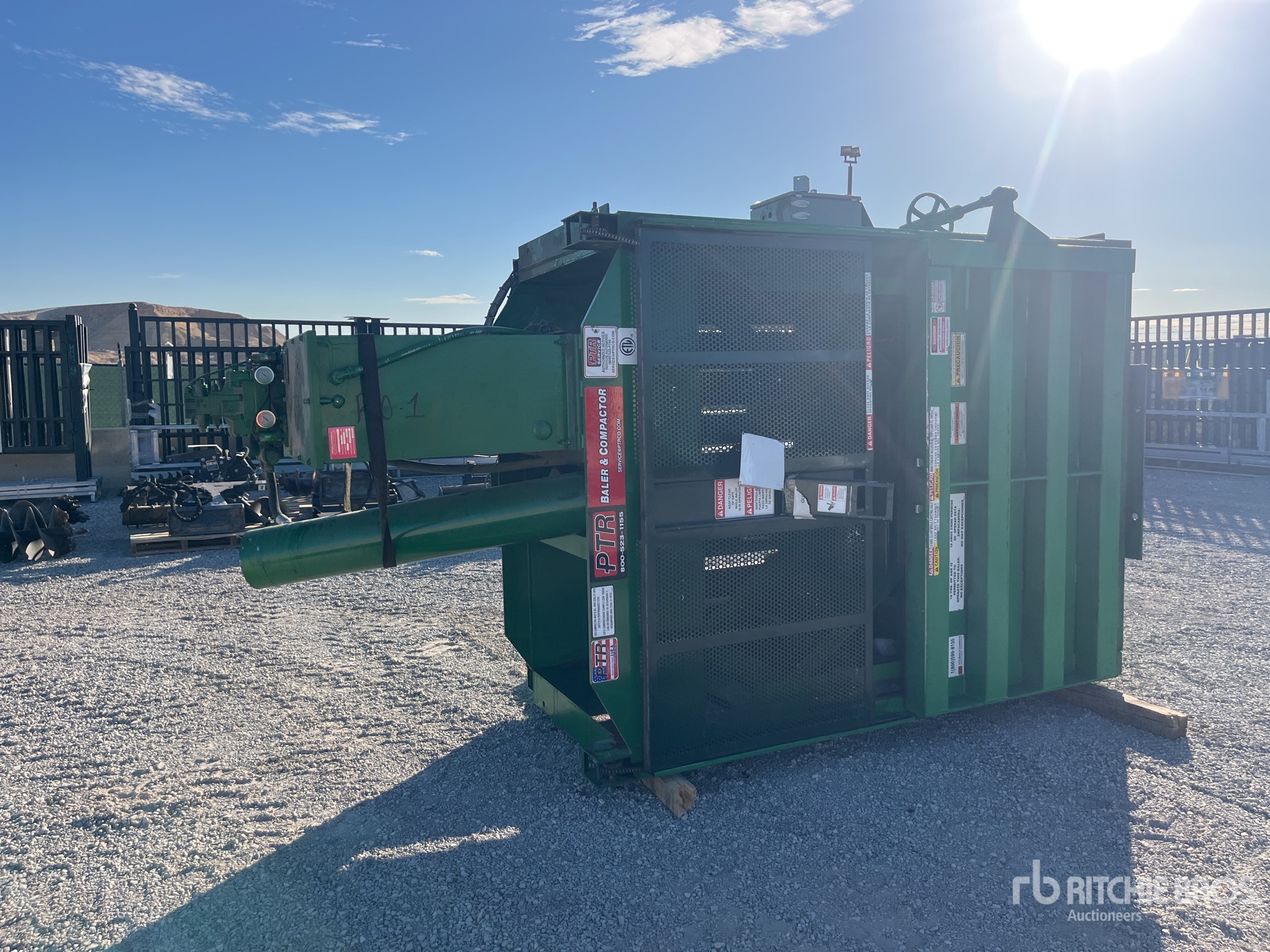 General Appearance with Picture, Left Front Corner