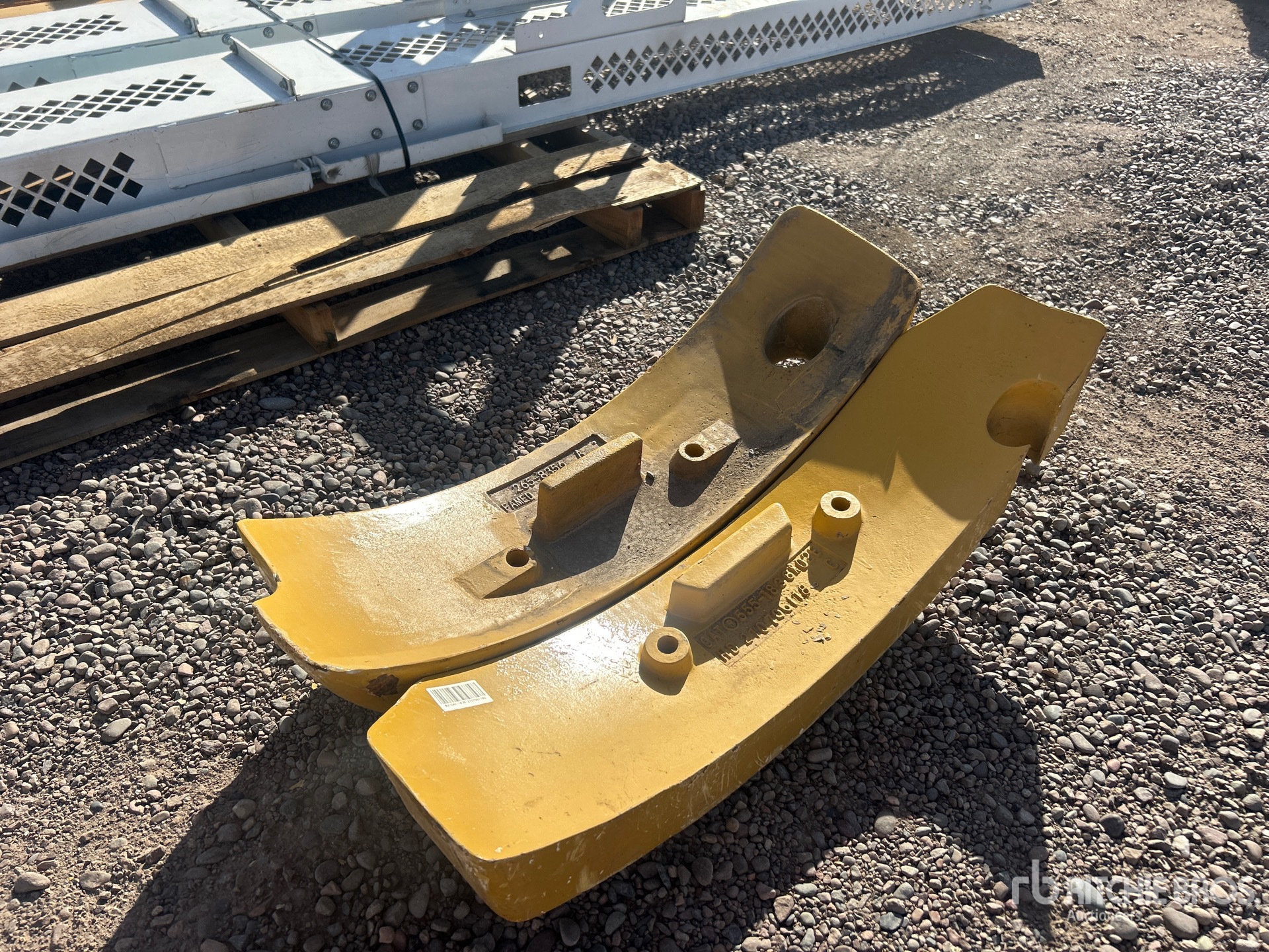 General Appearance with Foto, angolo anteriore destro