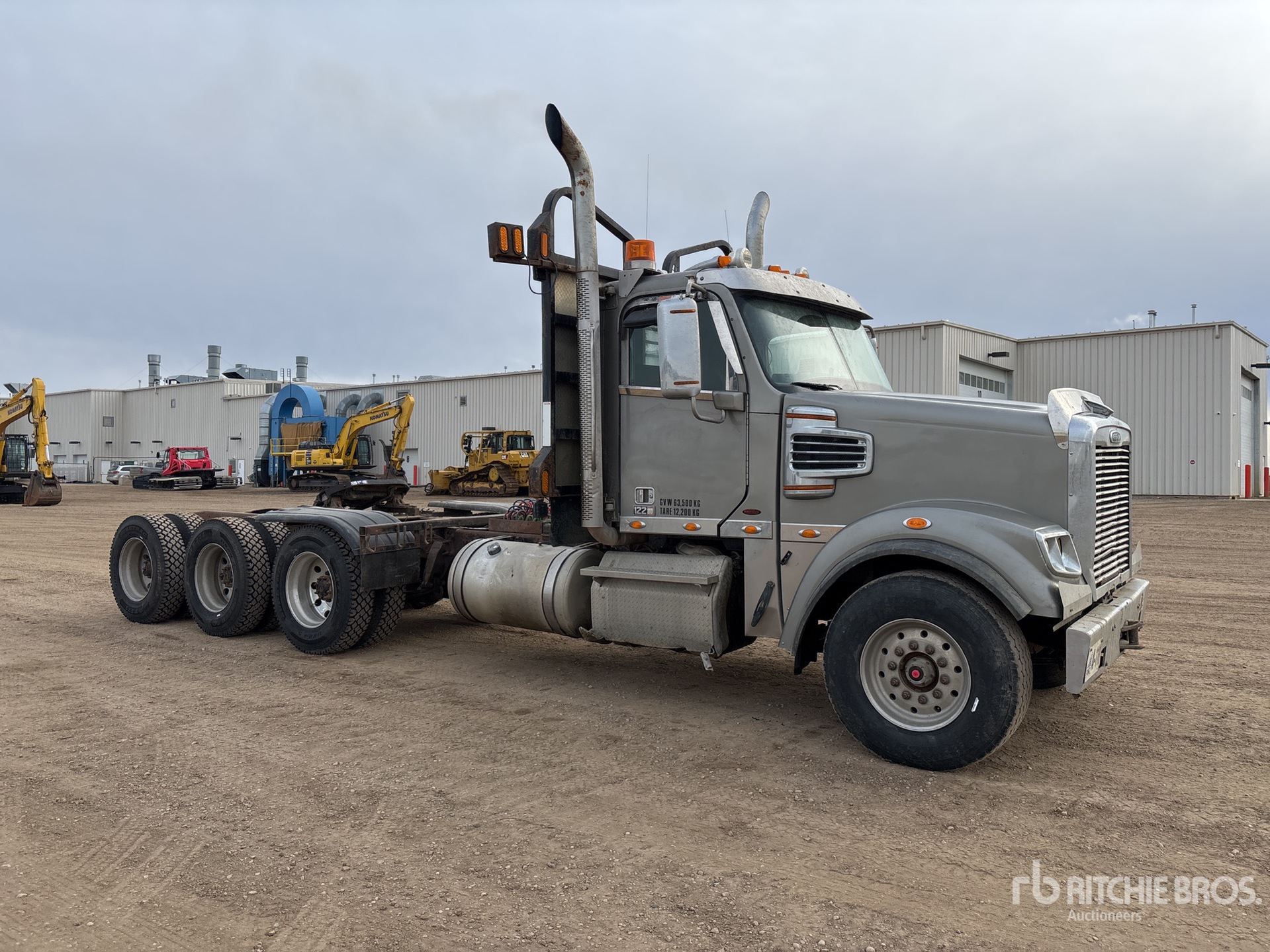 General Appearance with Foto, angolo anteriore destro