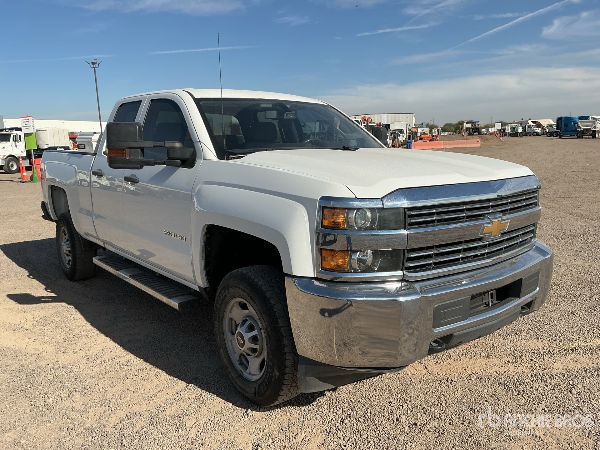 General Appearance with Foto, angolo anteriore destro