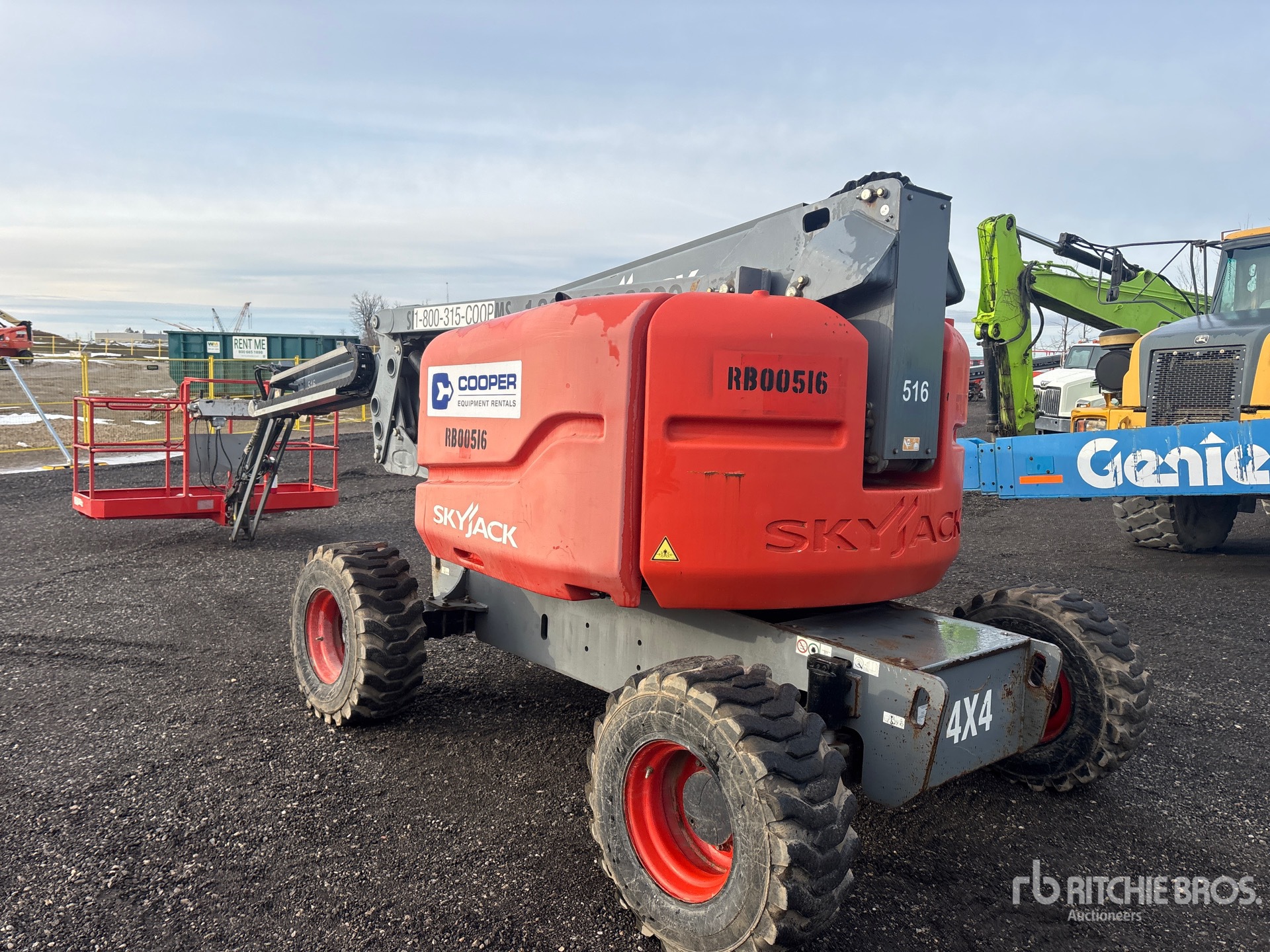 General Appearance with Imagen: esquina trasera izquierda