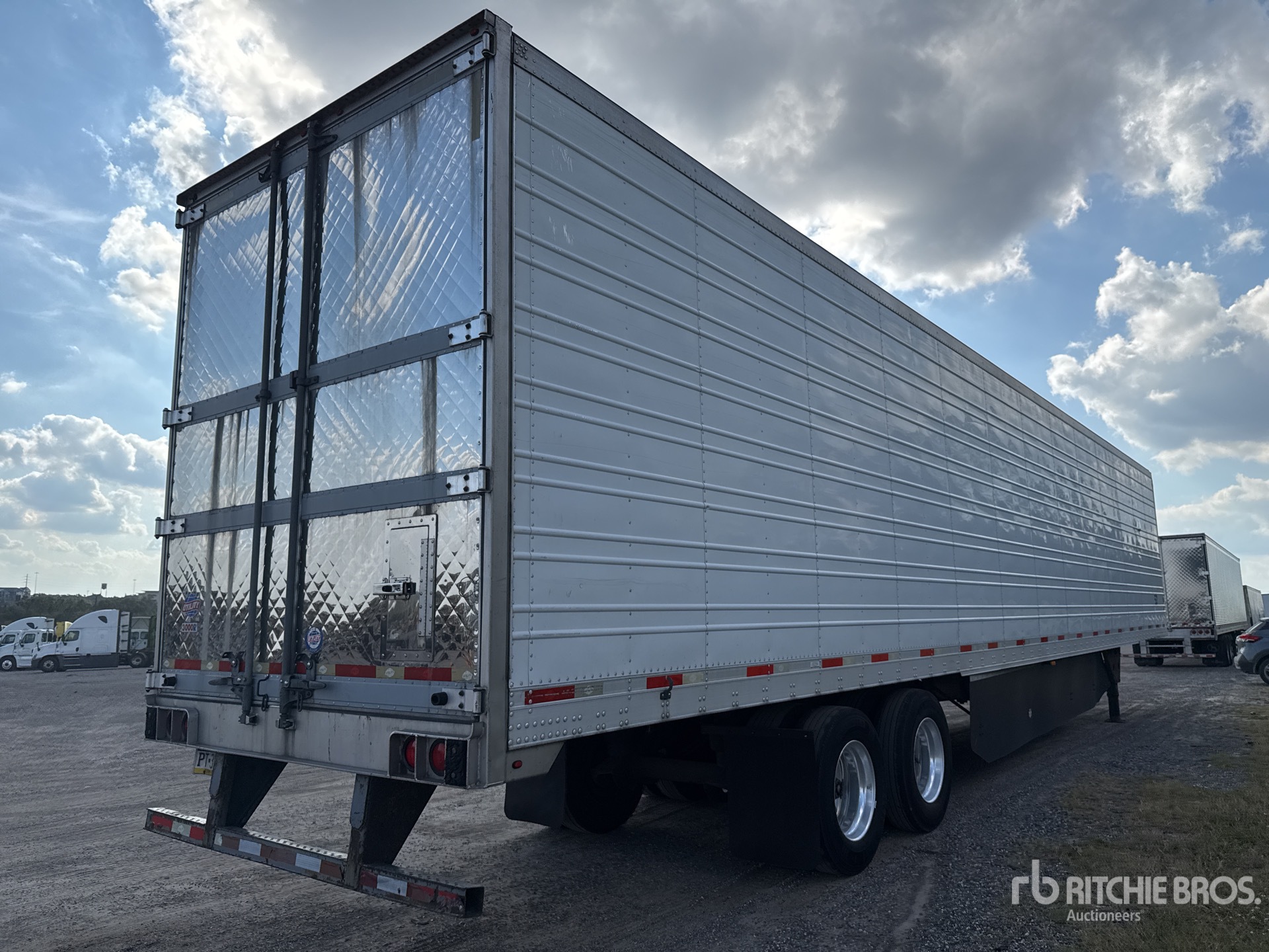 General Appearance with Zdjęcie, prawy dolny róg