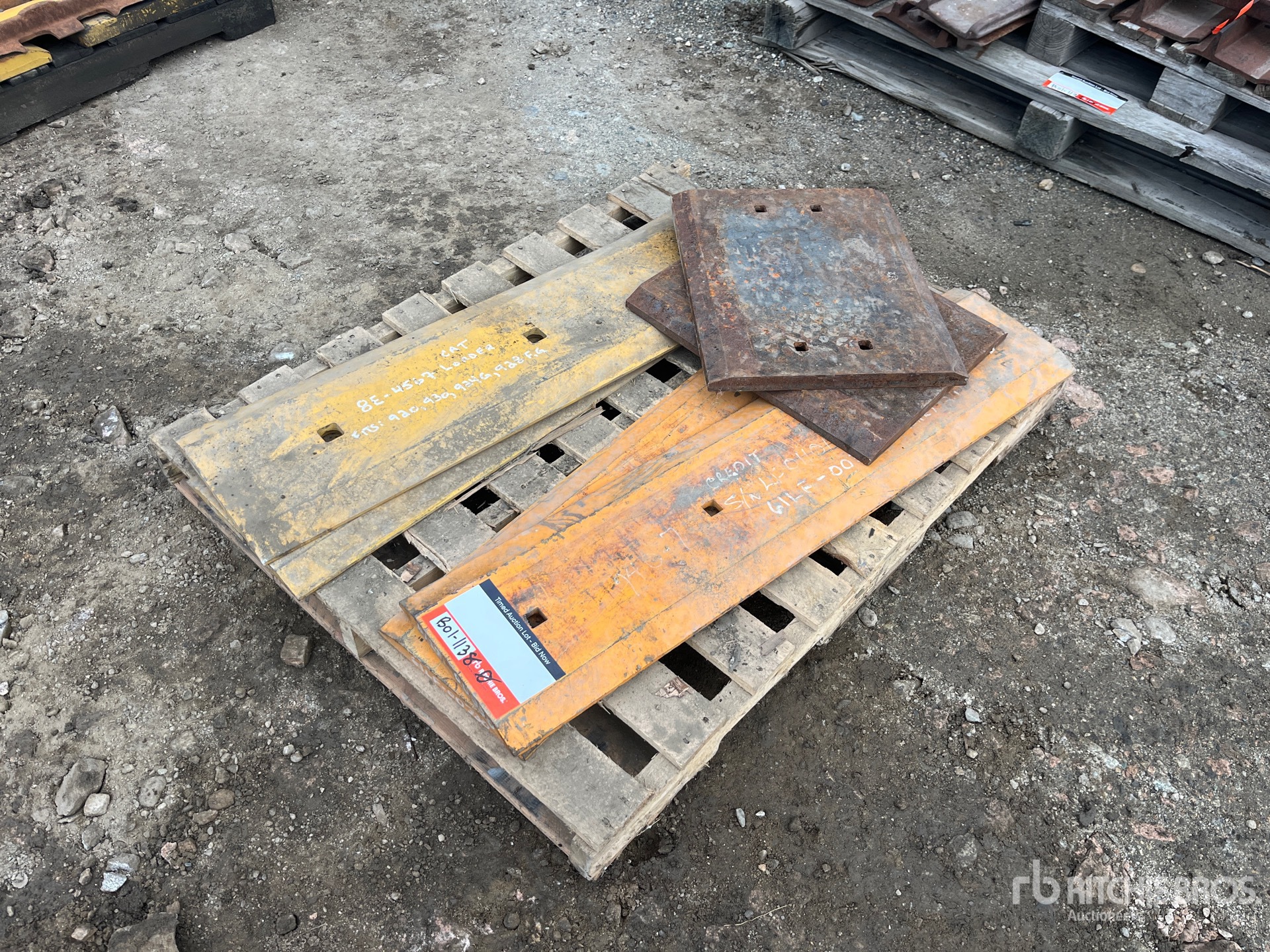 General Appearance with Image, coin avant gauche