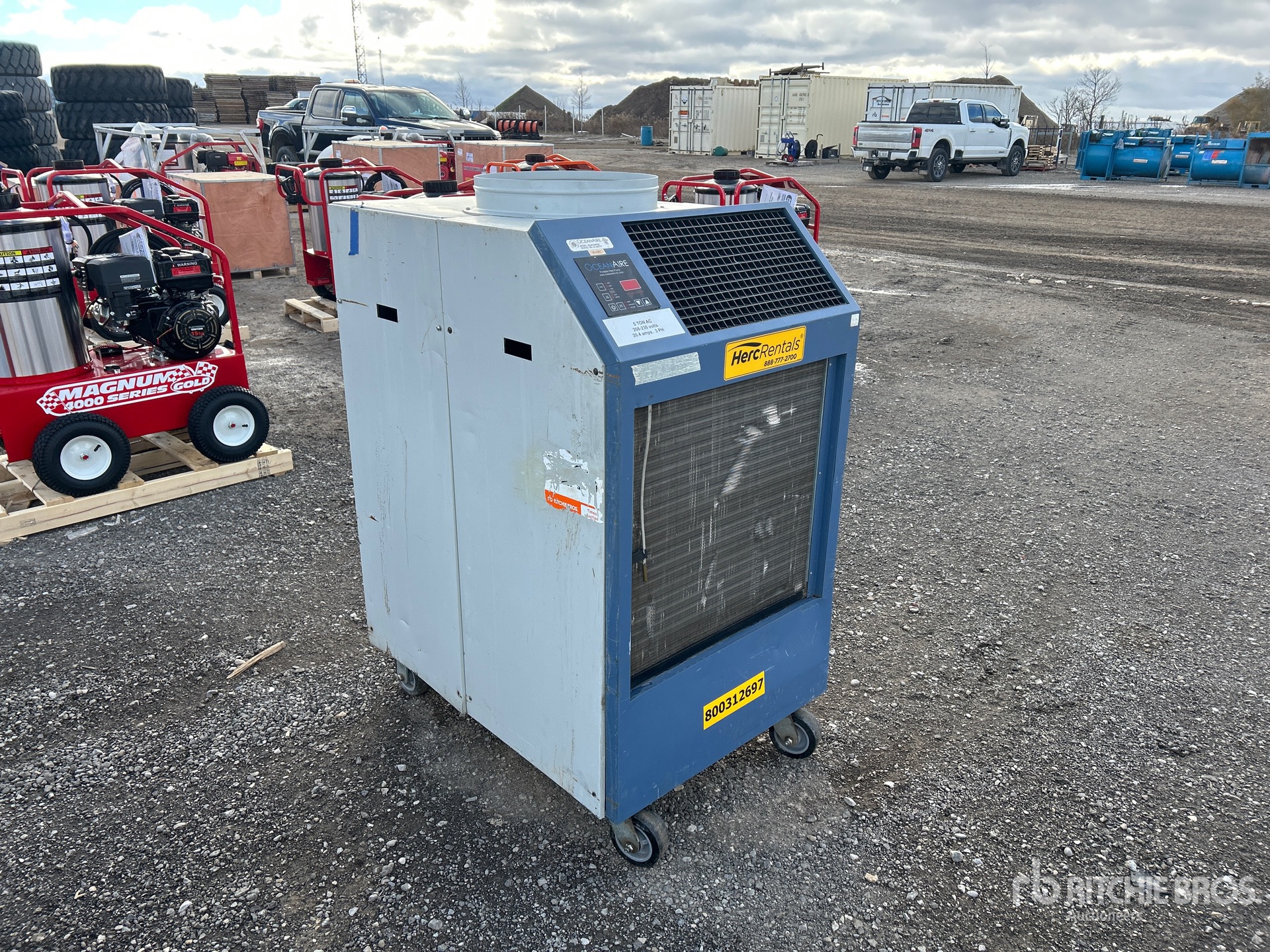 General Appearance with Bild, Ecke vorne links