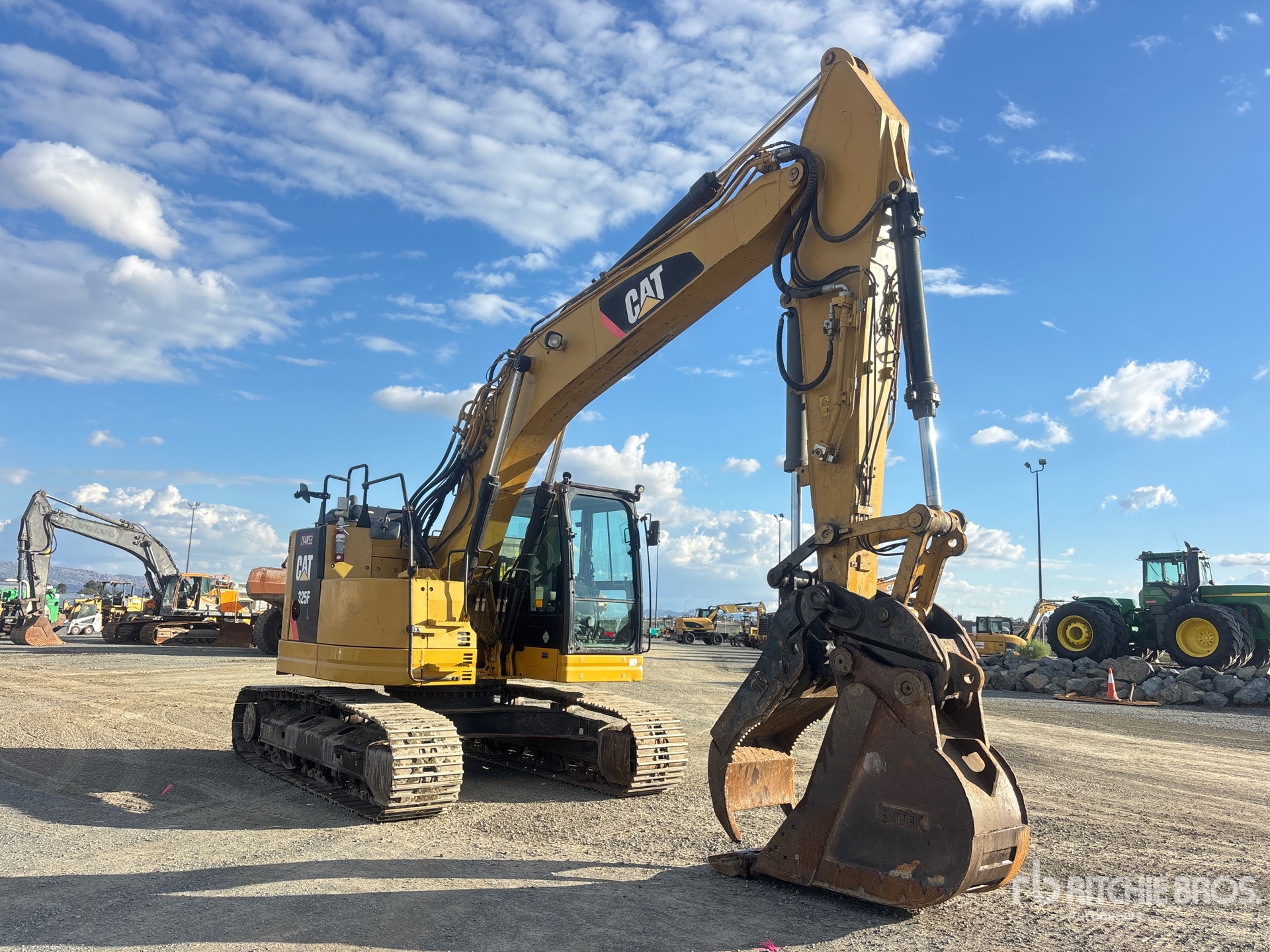 General Appearance with Bild, Ecke vorne rechts