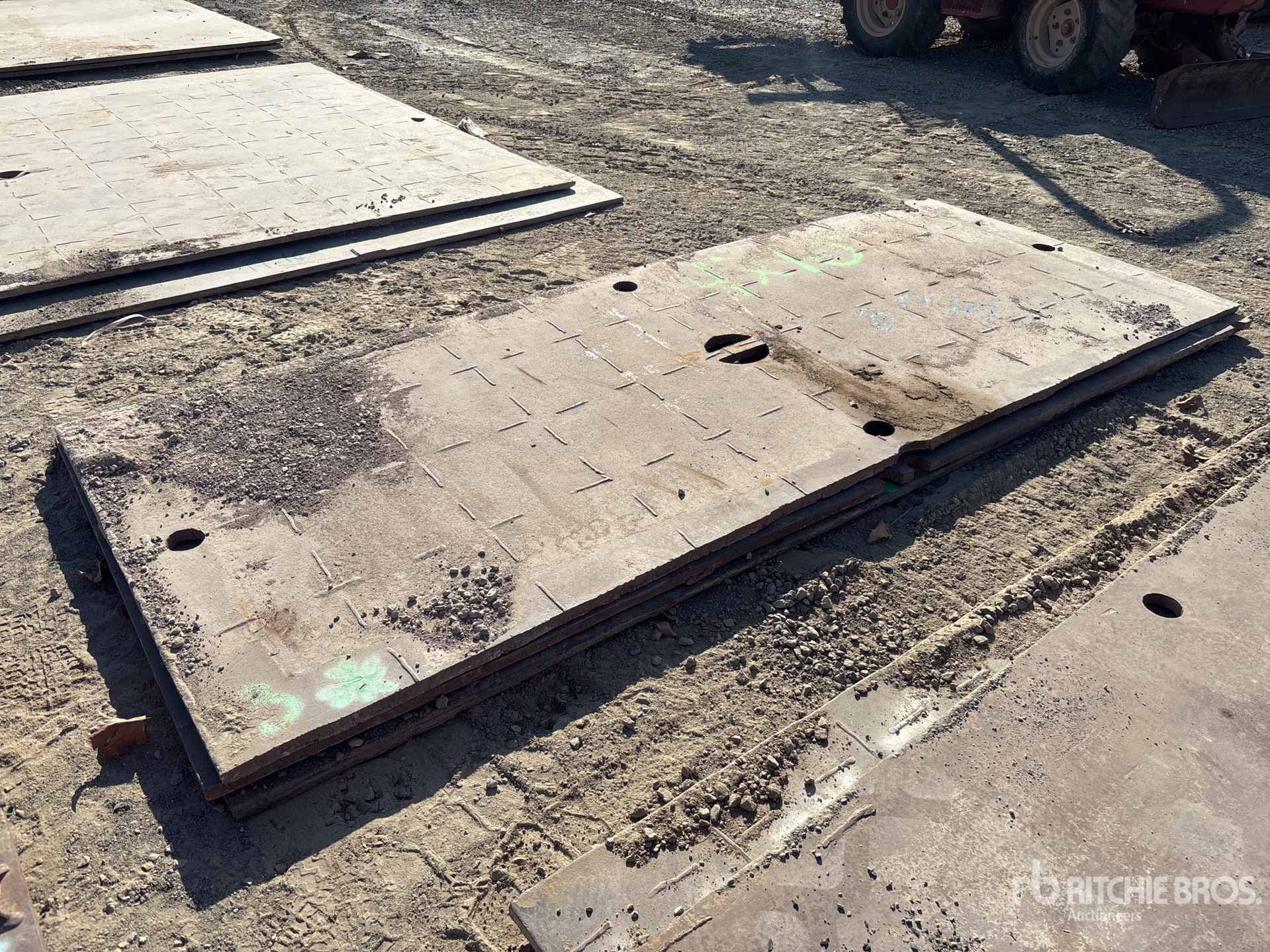 General Appearance with Bild, Ecke vorne rechts