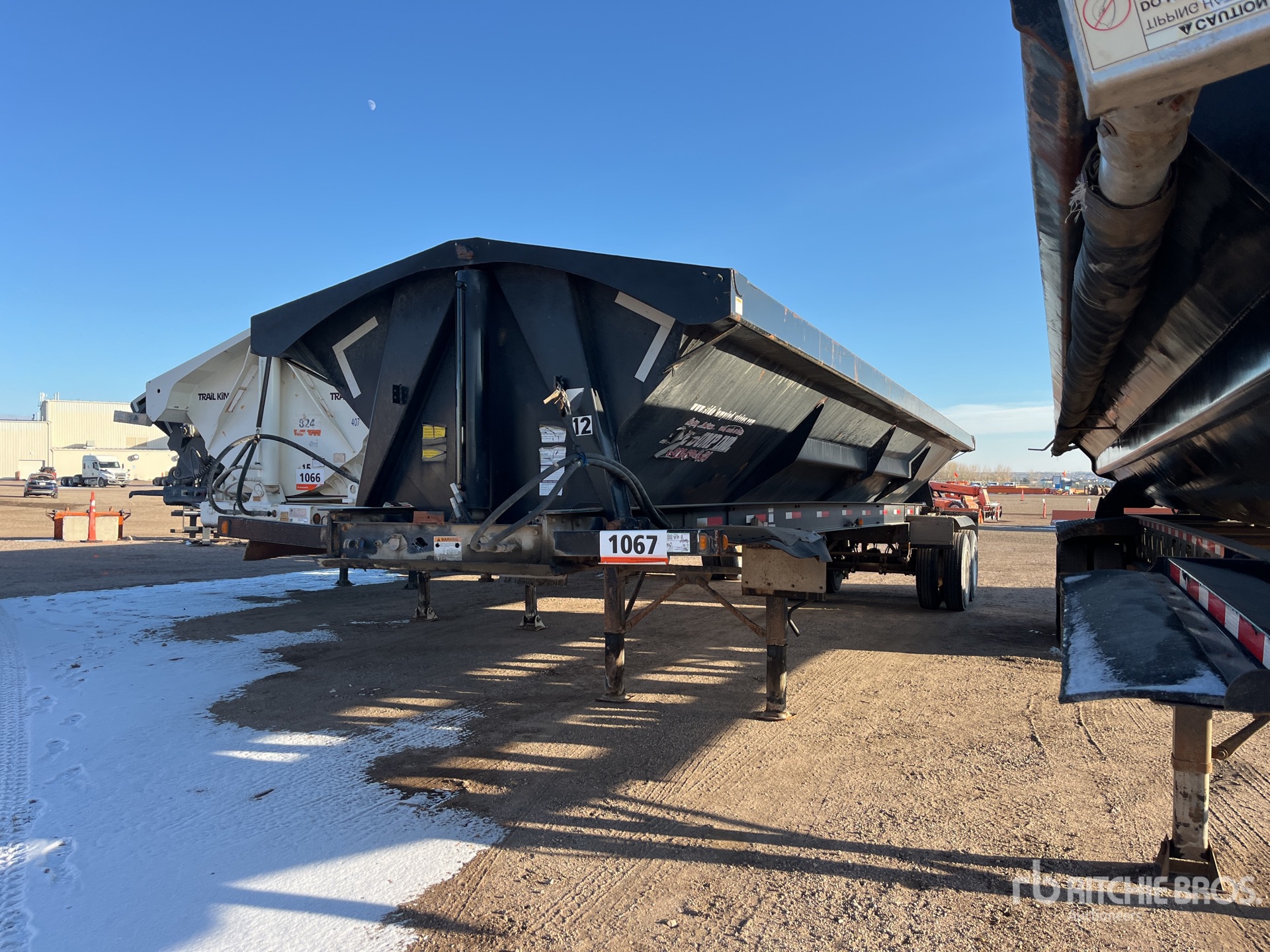 General Appearance with Image, coin avant gauche