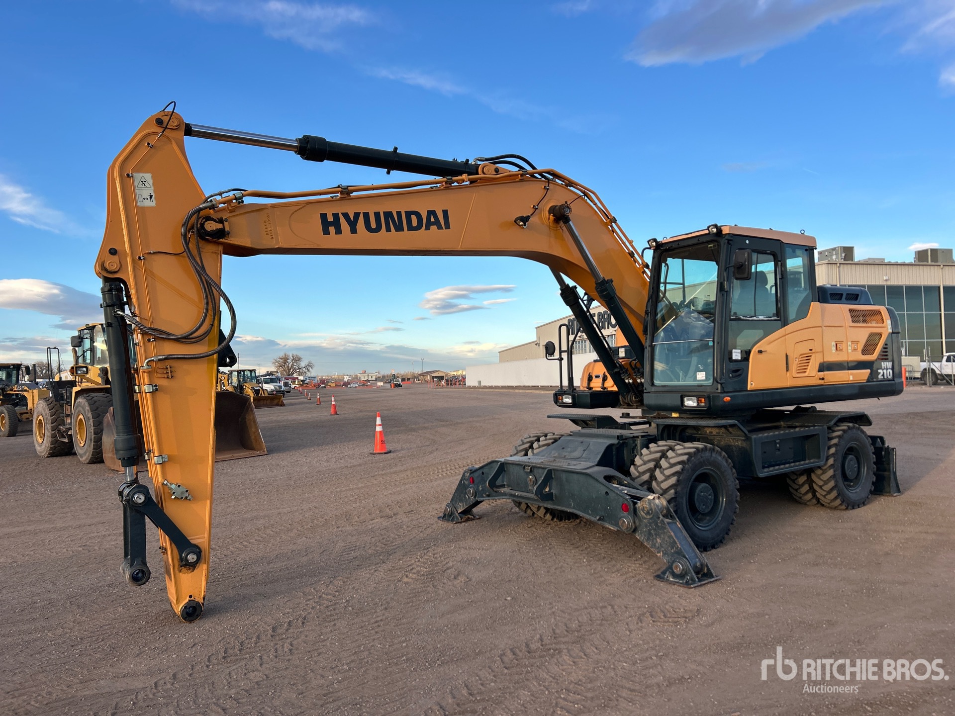 General Appearance with Picture, Left Front Corner