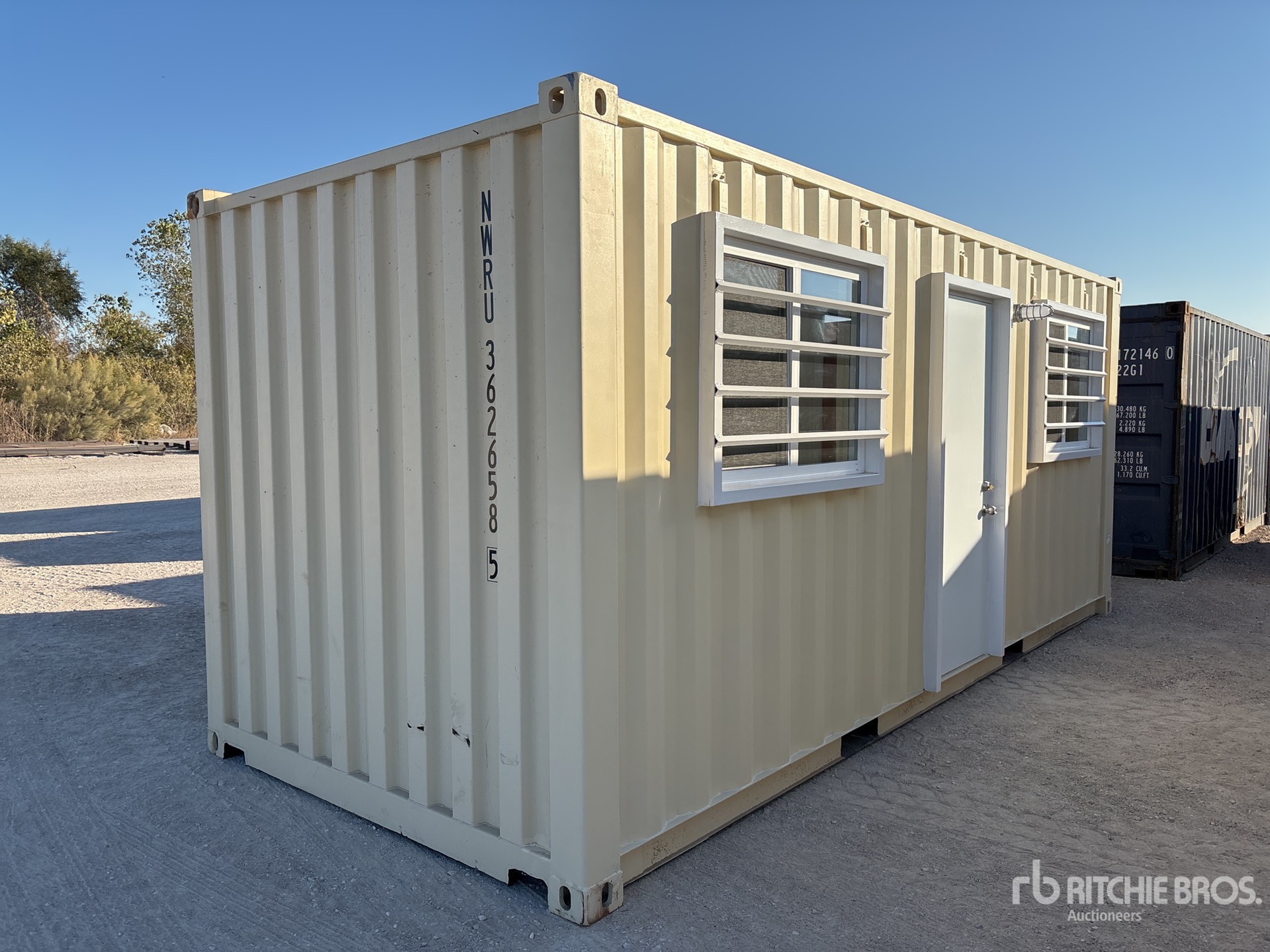 General Appearance with Featured Photo