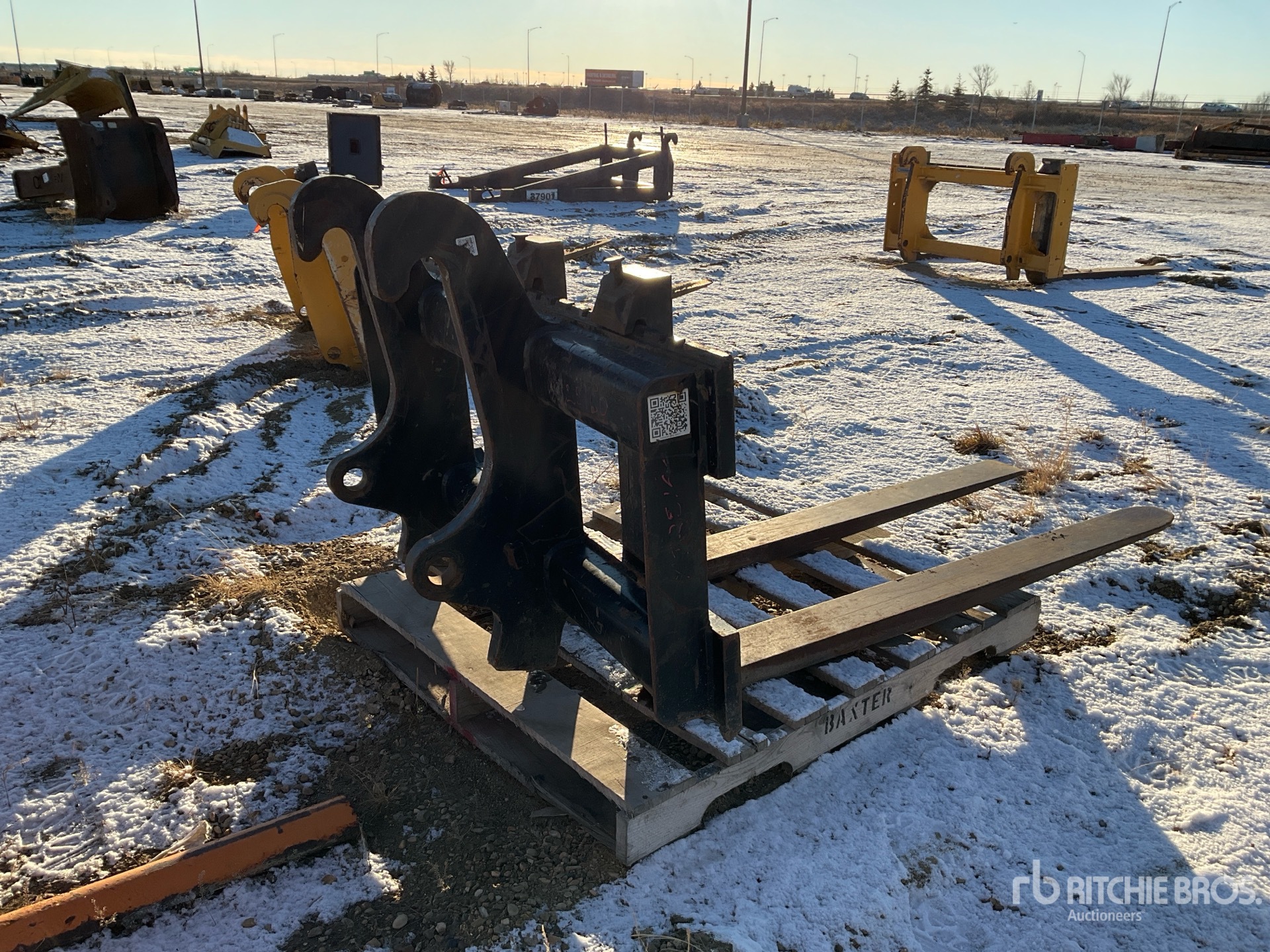 General Appearance with Bild, Ecke hinten rechts