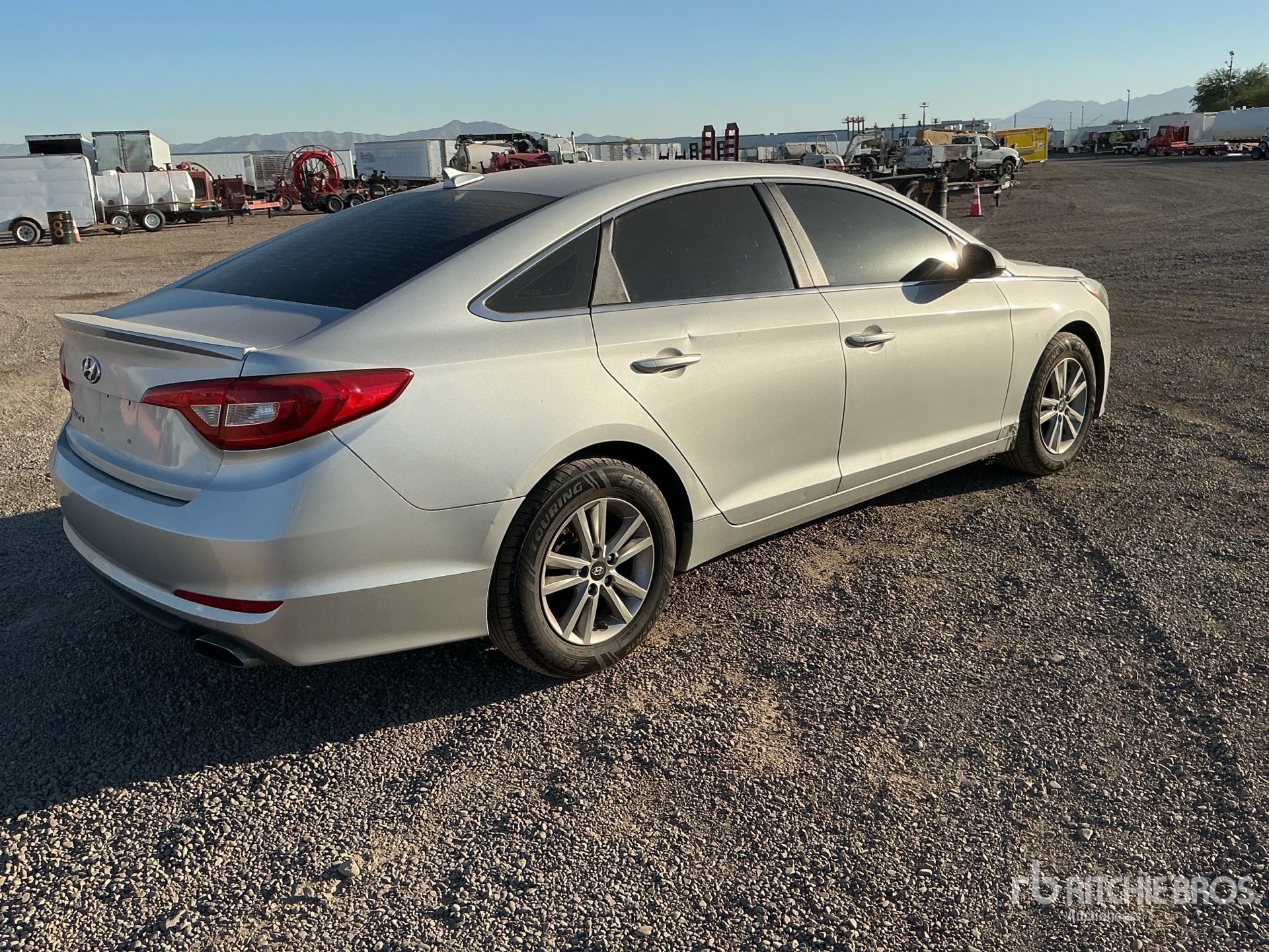 General Appearance with Zdjęcie, prawy dolny róg