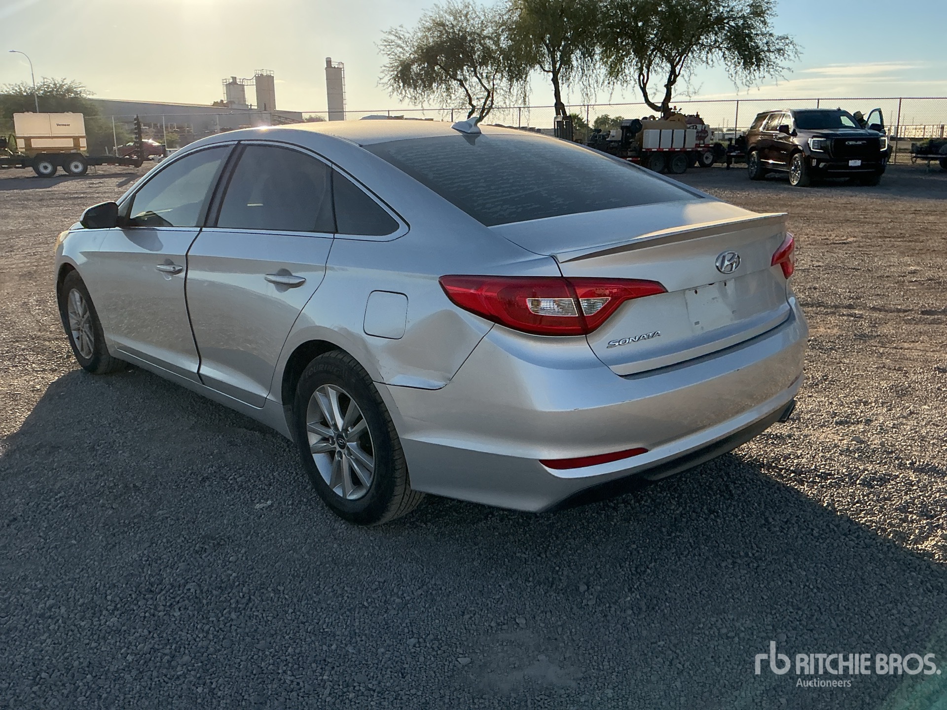 General Appearance with Zdjęcie, lewy dolny róg