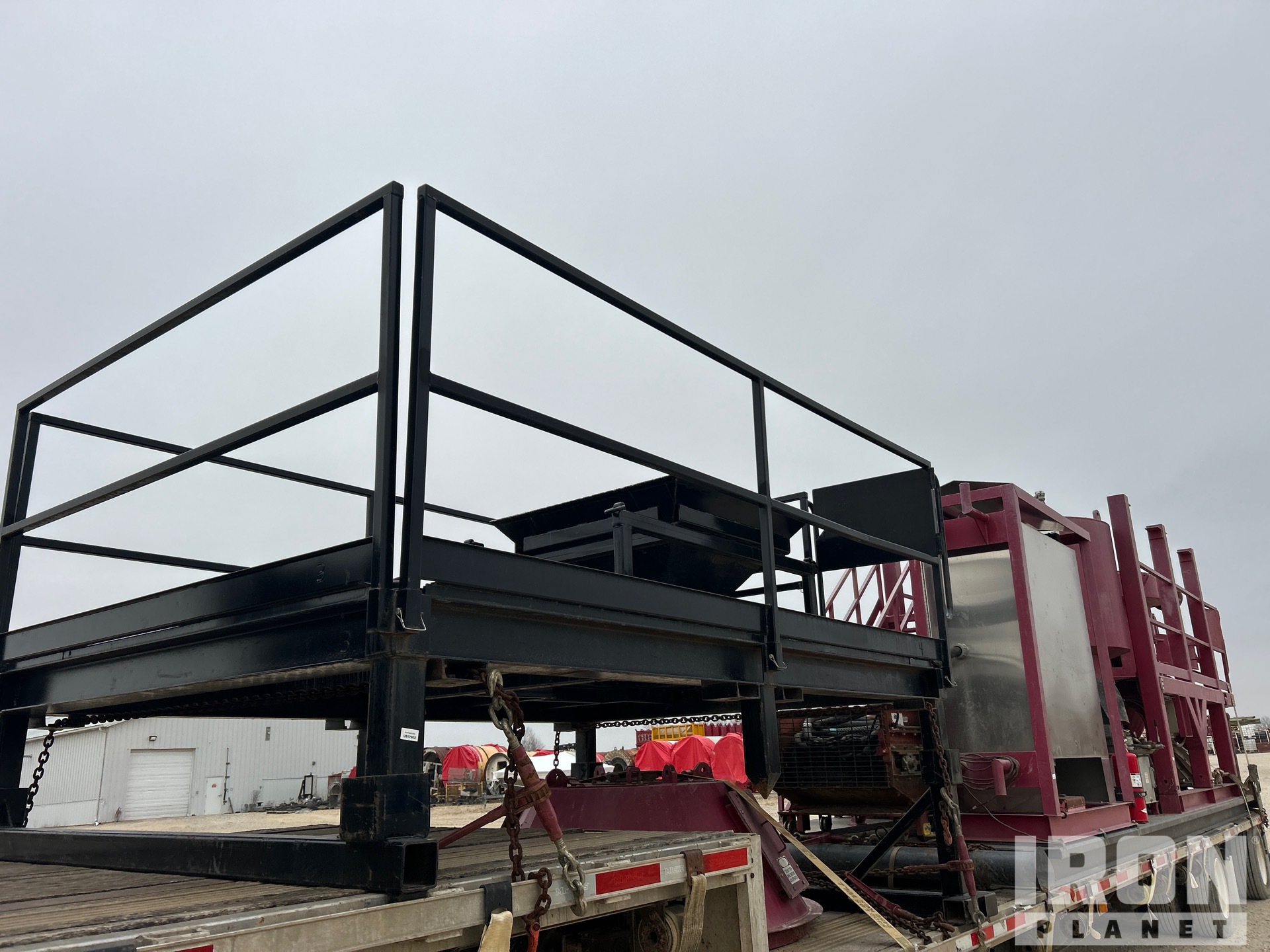 General Appearance with Featured Photo