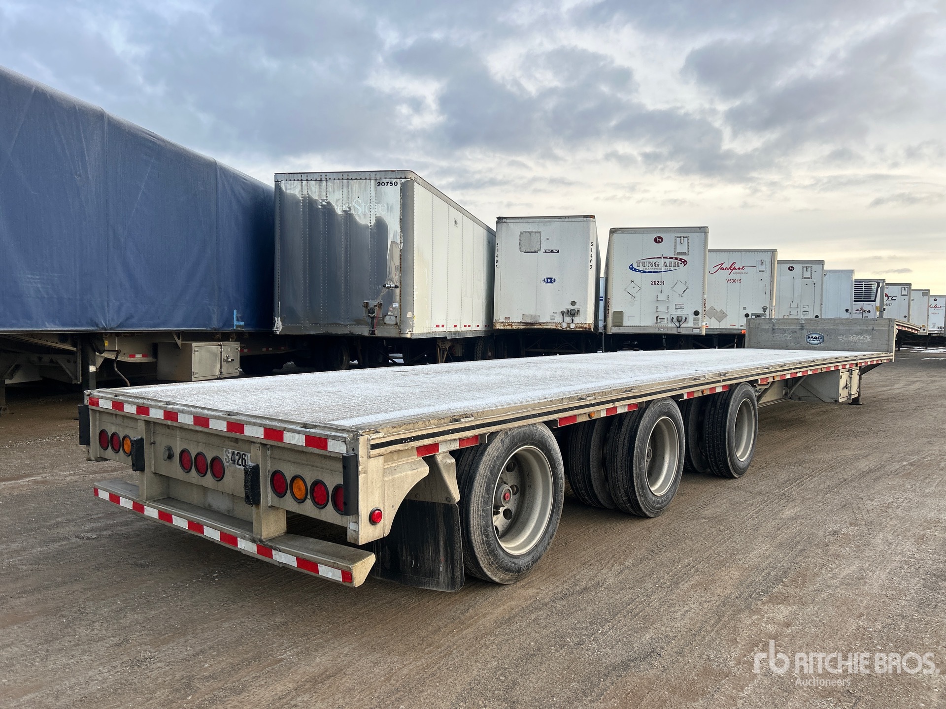 General Appearance with Bild, Ecke hinten rechts