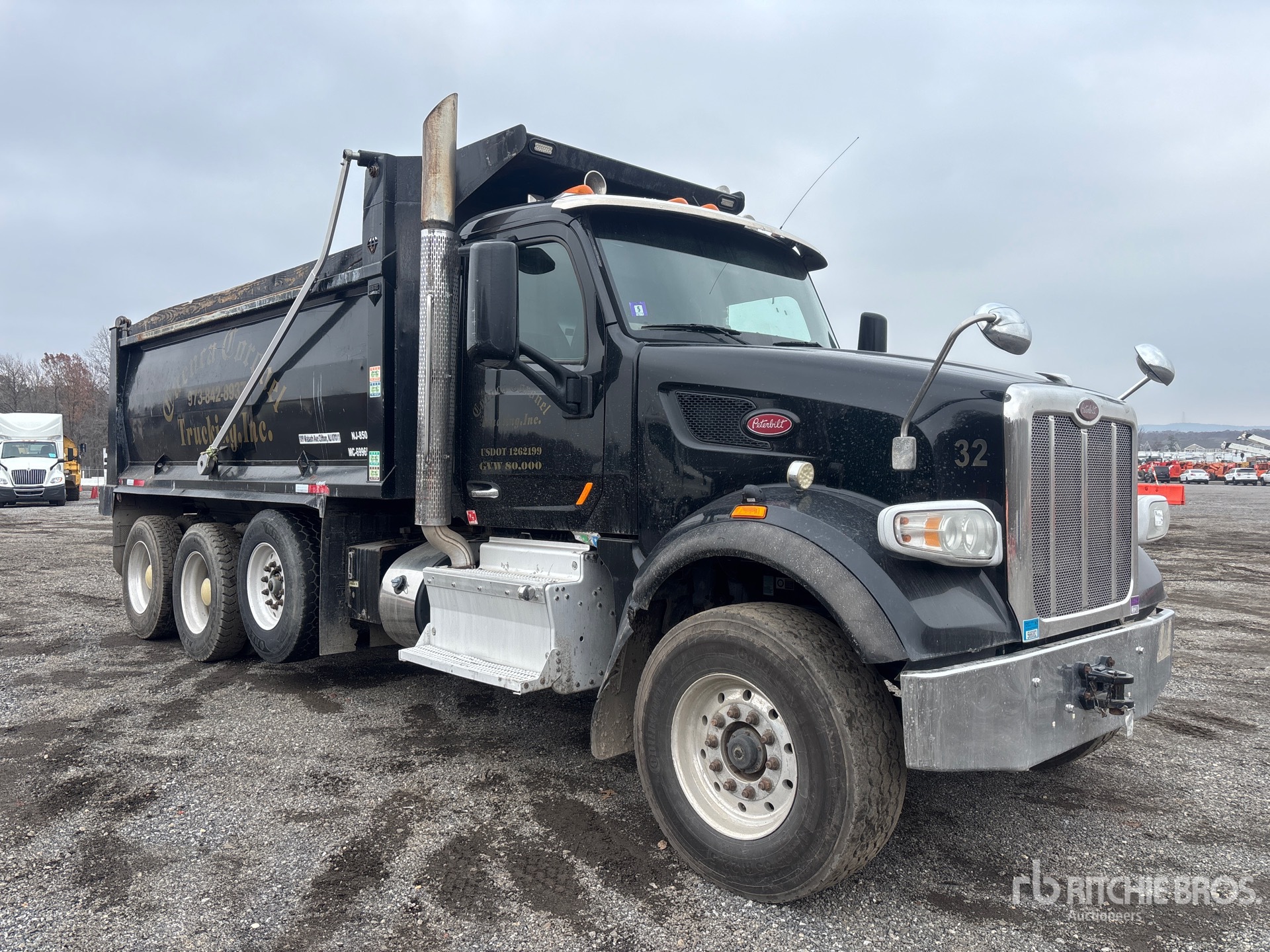 Aspect général with Image, coin avant droit