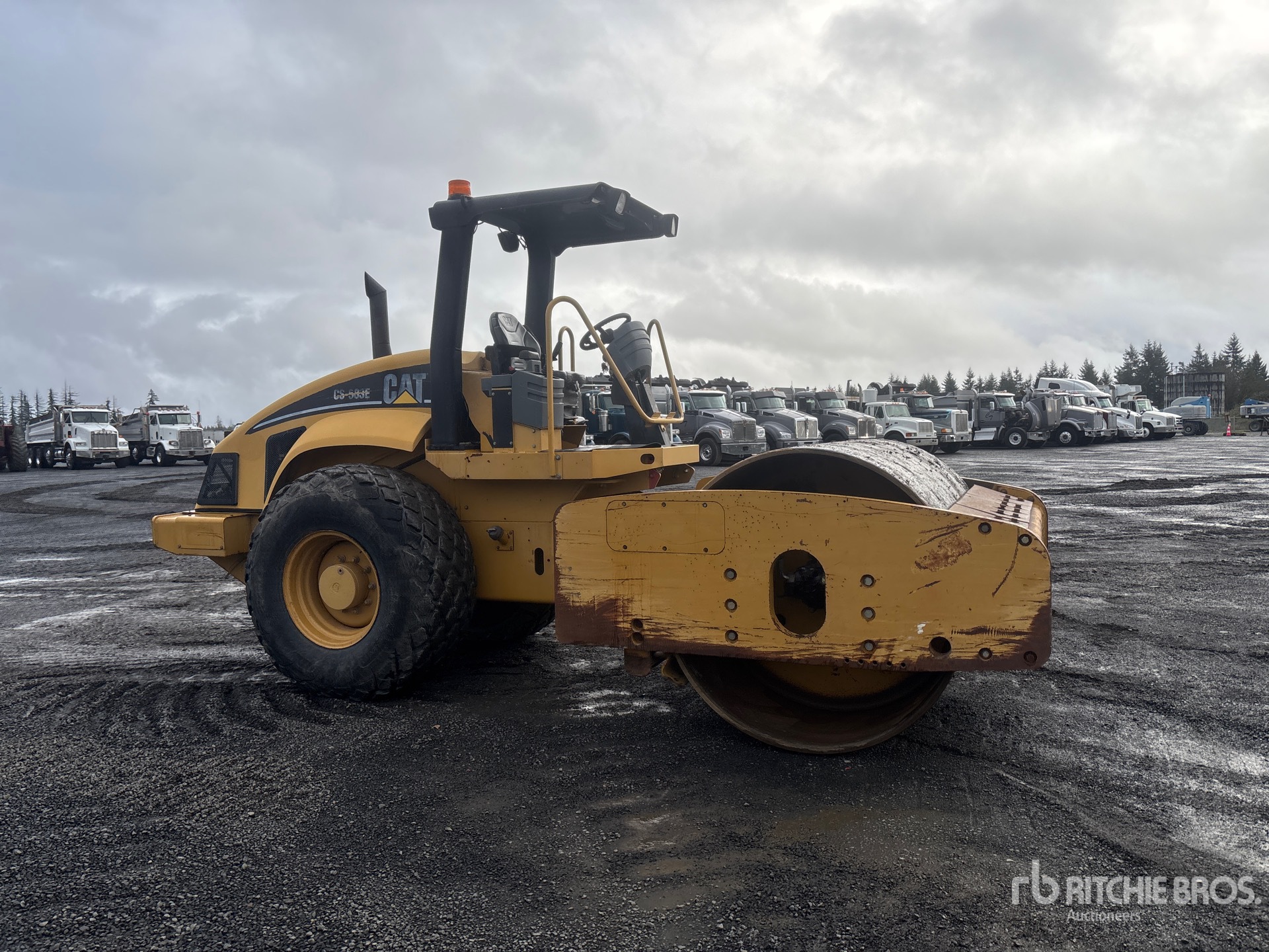 General Appearance with Foto, angolo anteriore destro