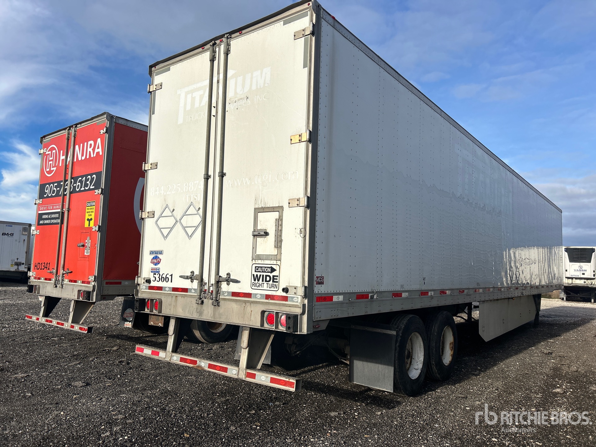 General Appearance with Foto, angolo anteriore sinistro