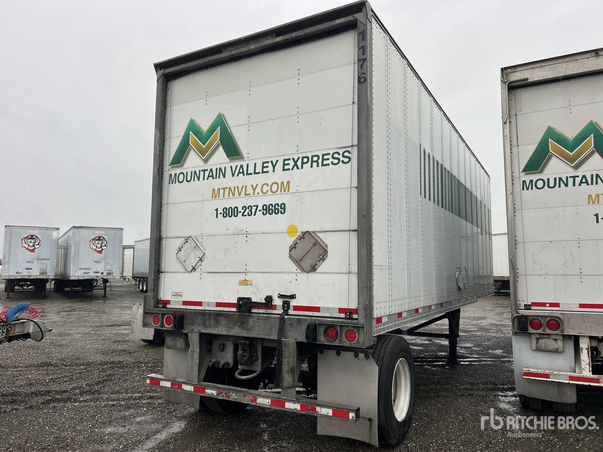 General Appearance with Bild, Ecke hinten rechts