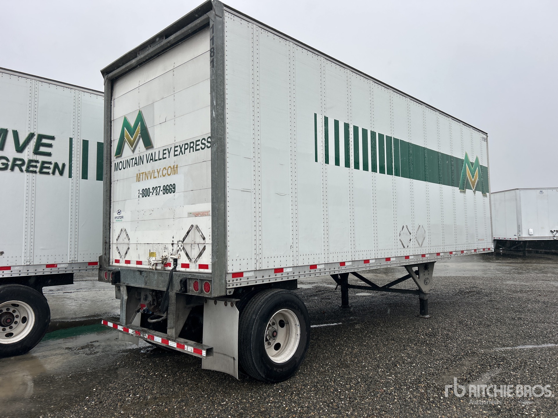 General Appearance with Bild, Ecke hinten rechts