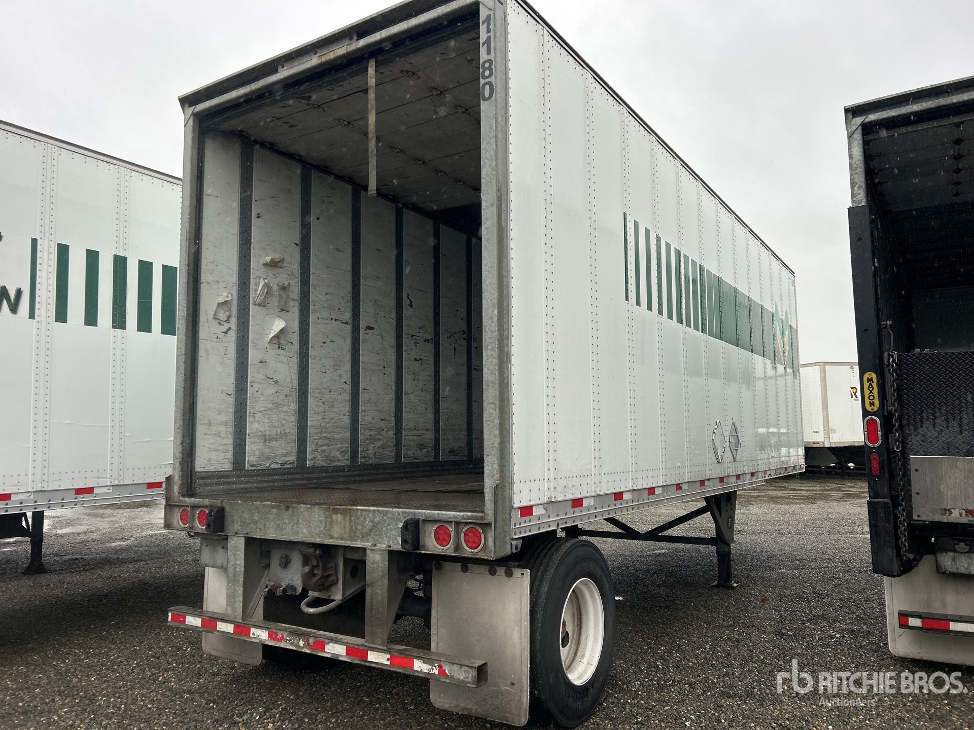 General Appearance with Bild, Ecke hinten rechts