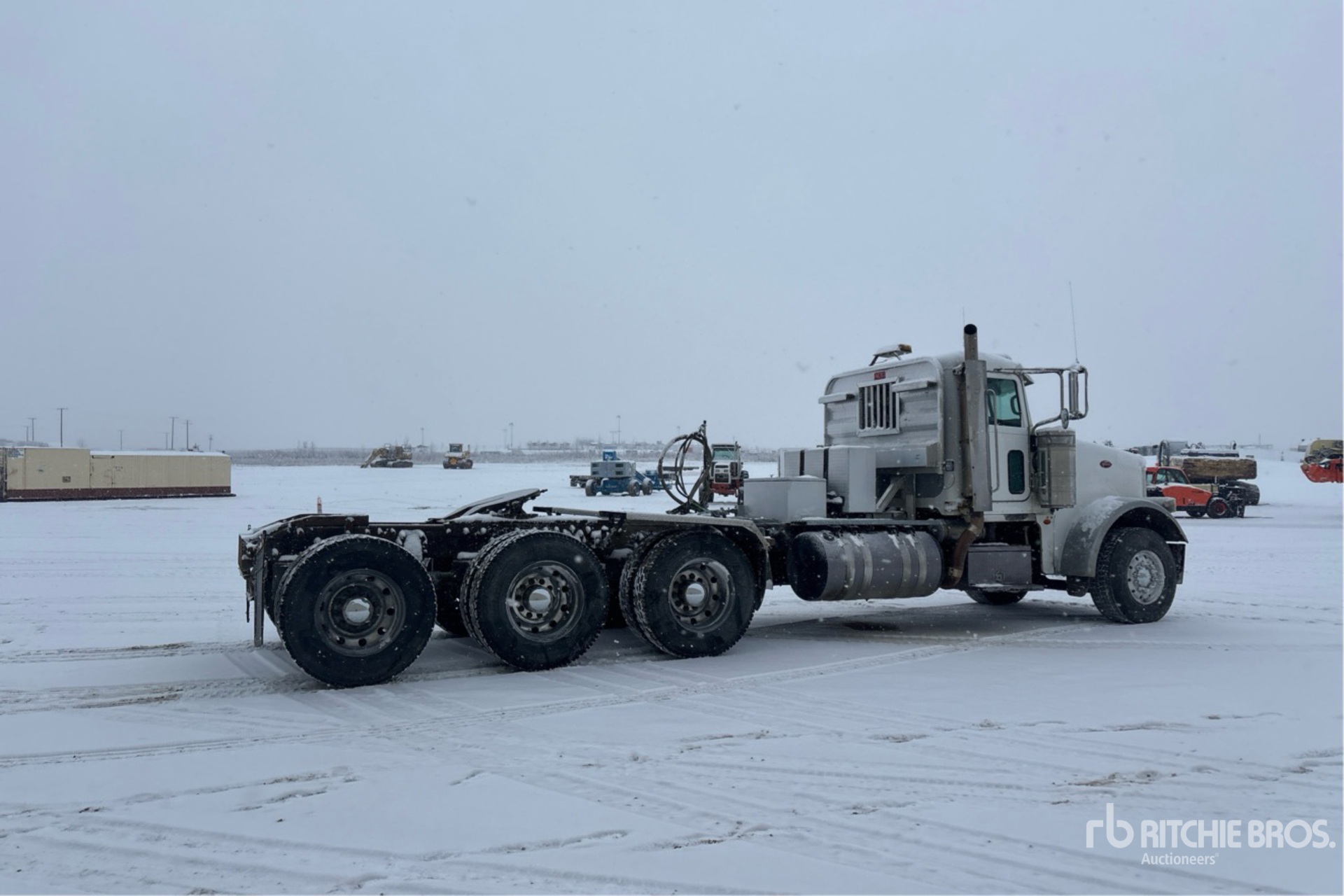 General Appearance with Imagen: esquina trasera derecha