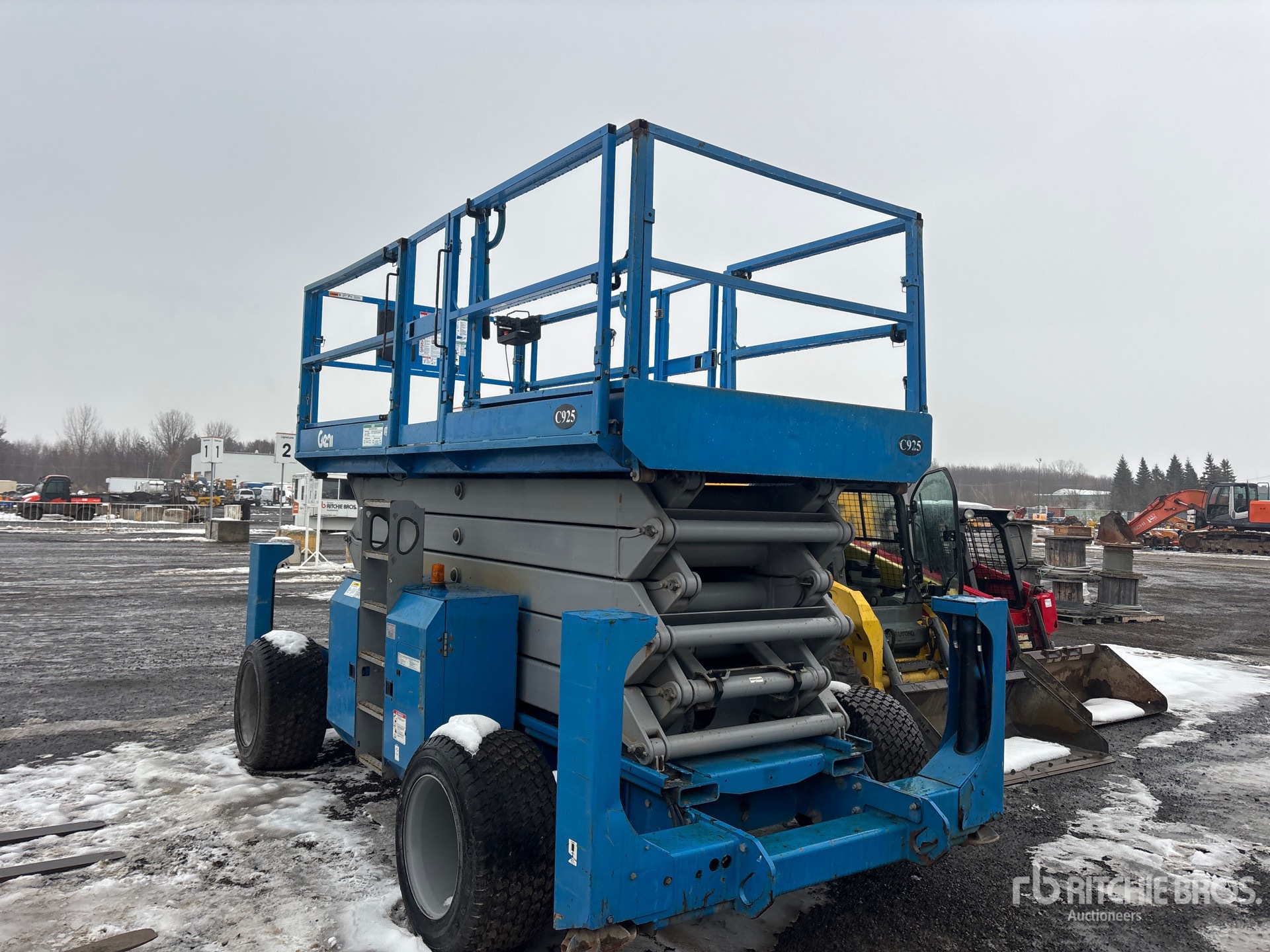 Aspect général with Image, coin avant droit