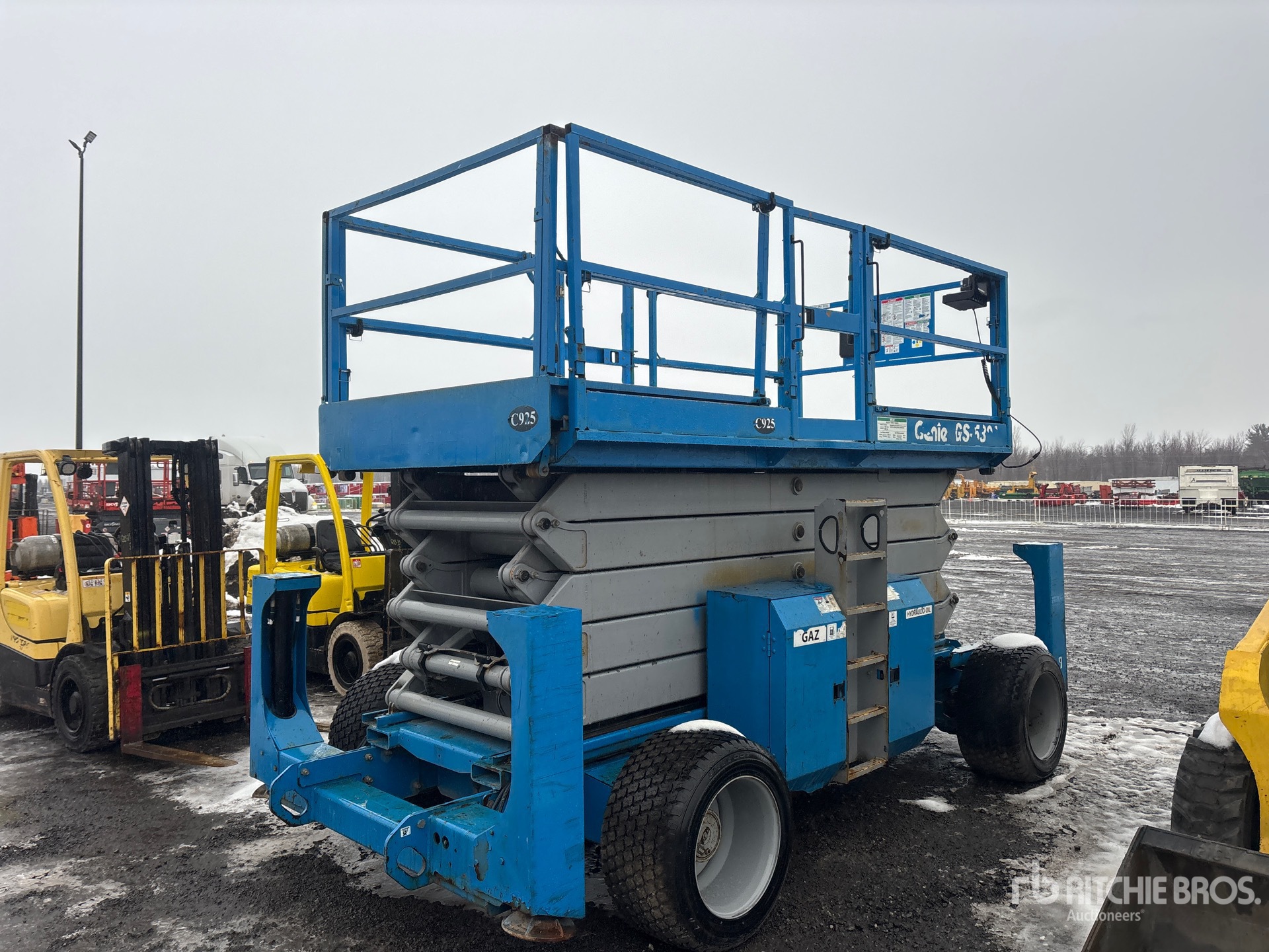 Aspect général with Image, coin avant gauche