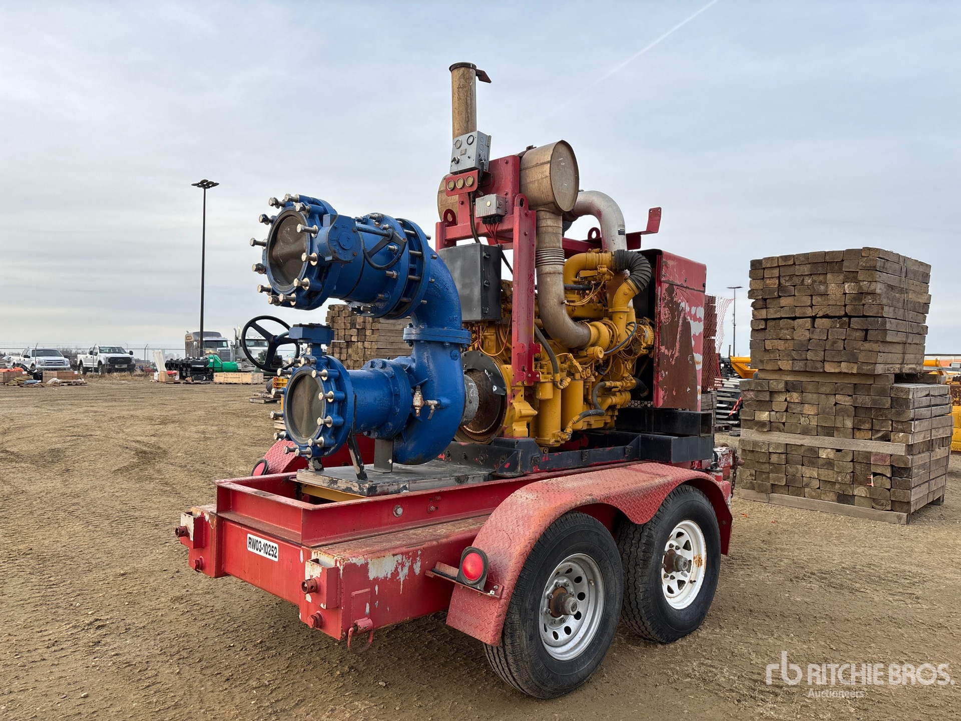 Aspect général with Image, coin arrière droit