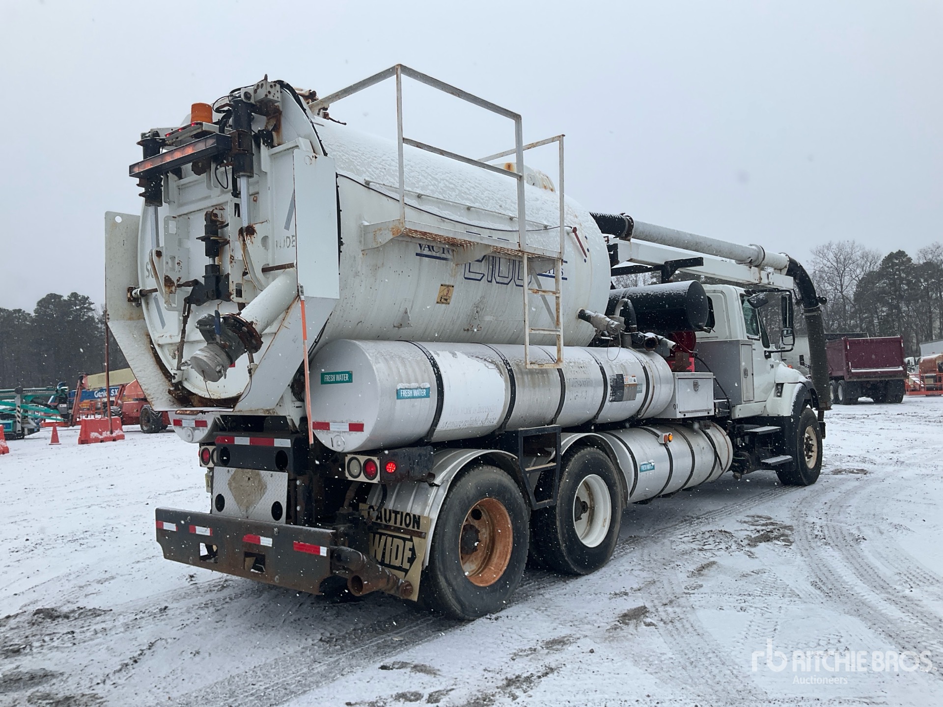 General Appearance with Picture, Right Rear Corner