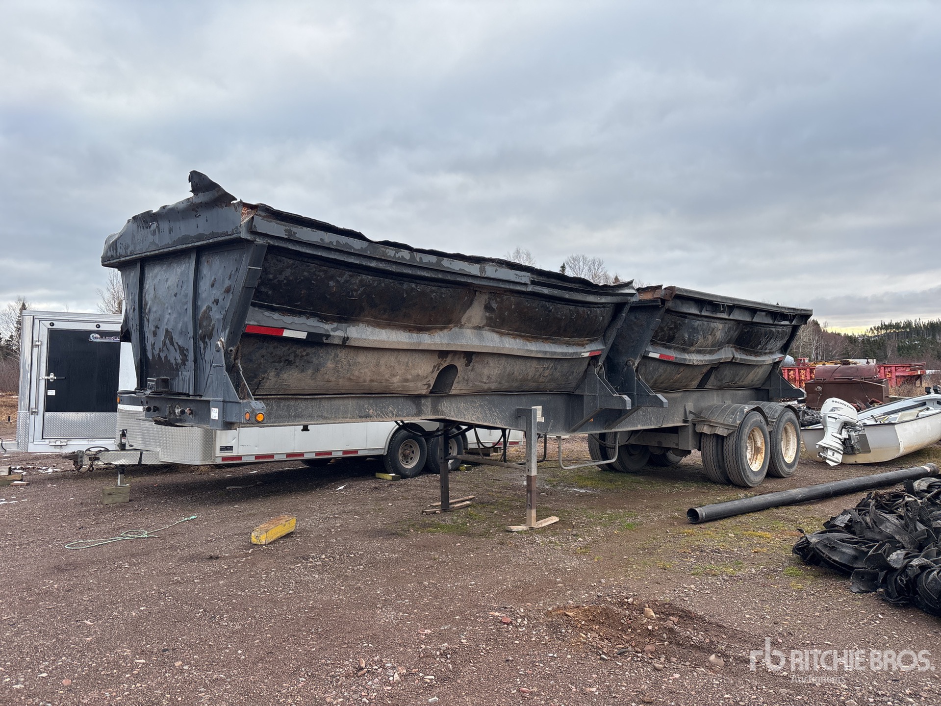 General Appearance with Featured Photo