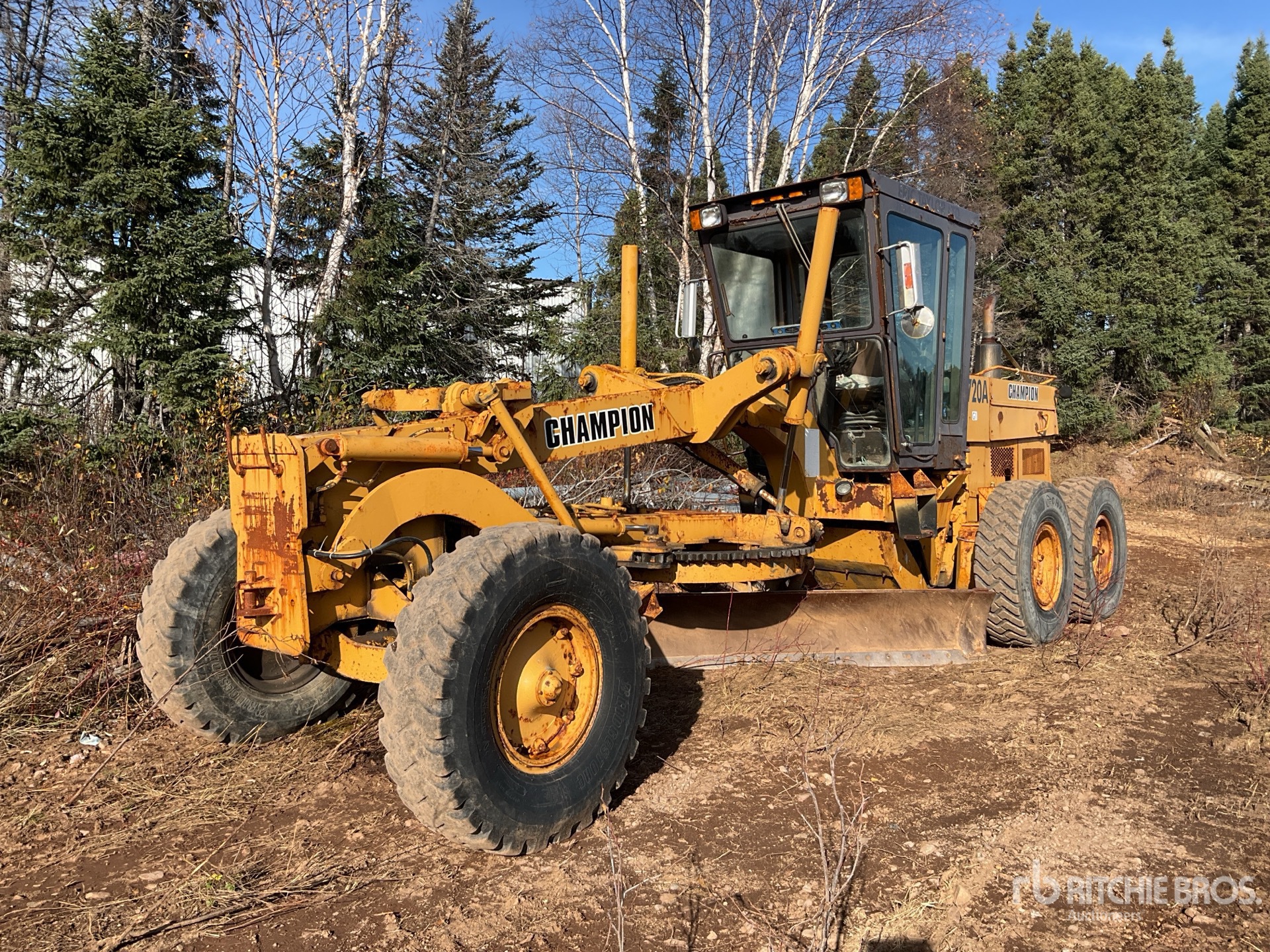 General Appearance with Picture, Left Front Corner