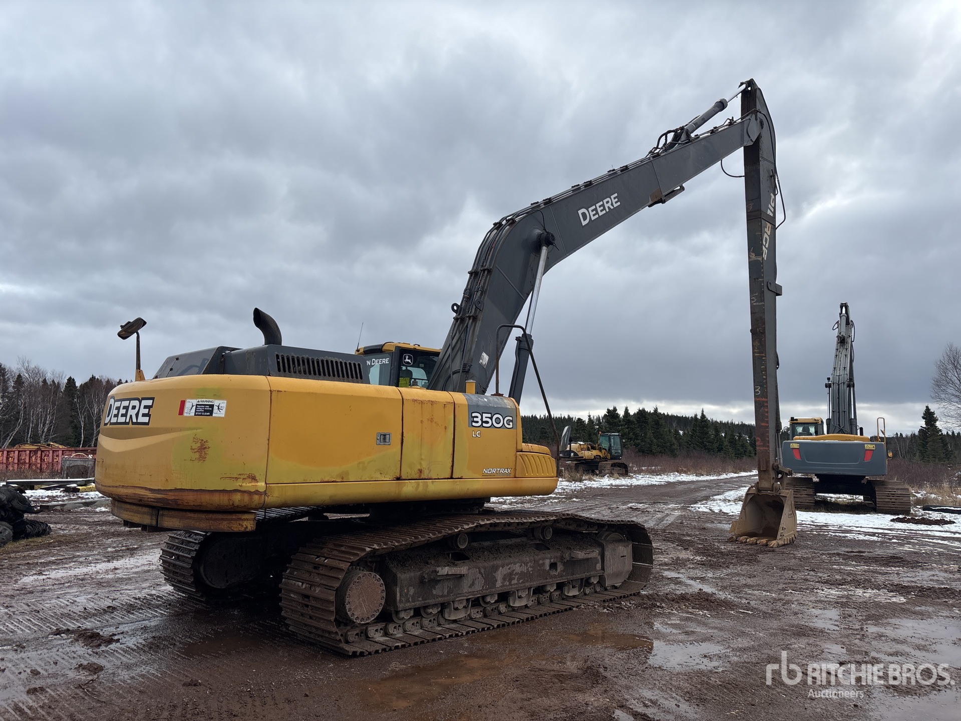 General Appearance with Imagen: esquina trasera derecha