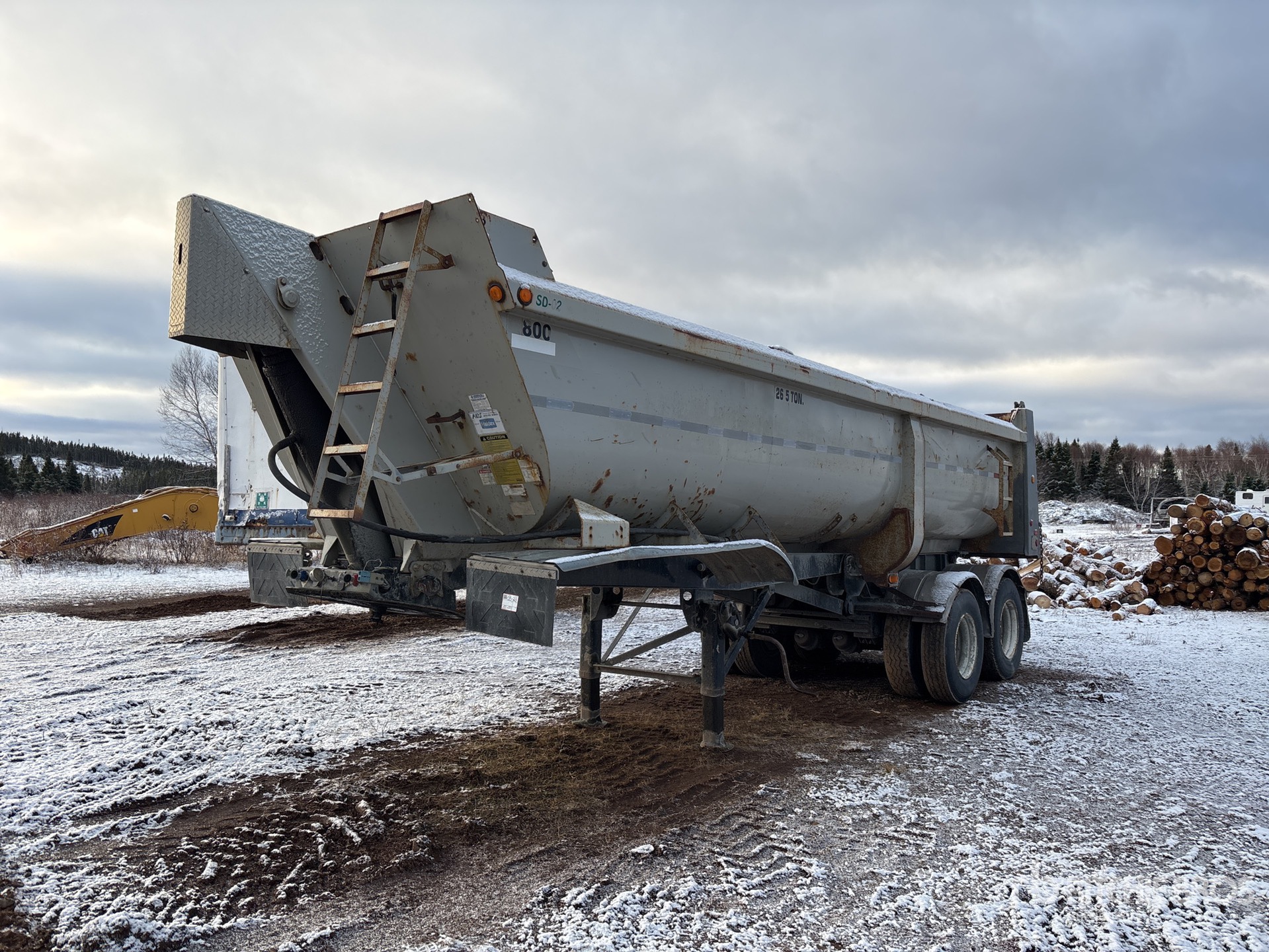 General Appearance with Featured Photo