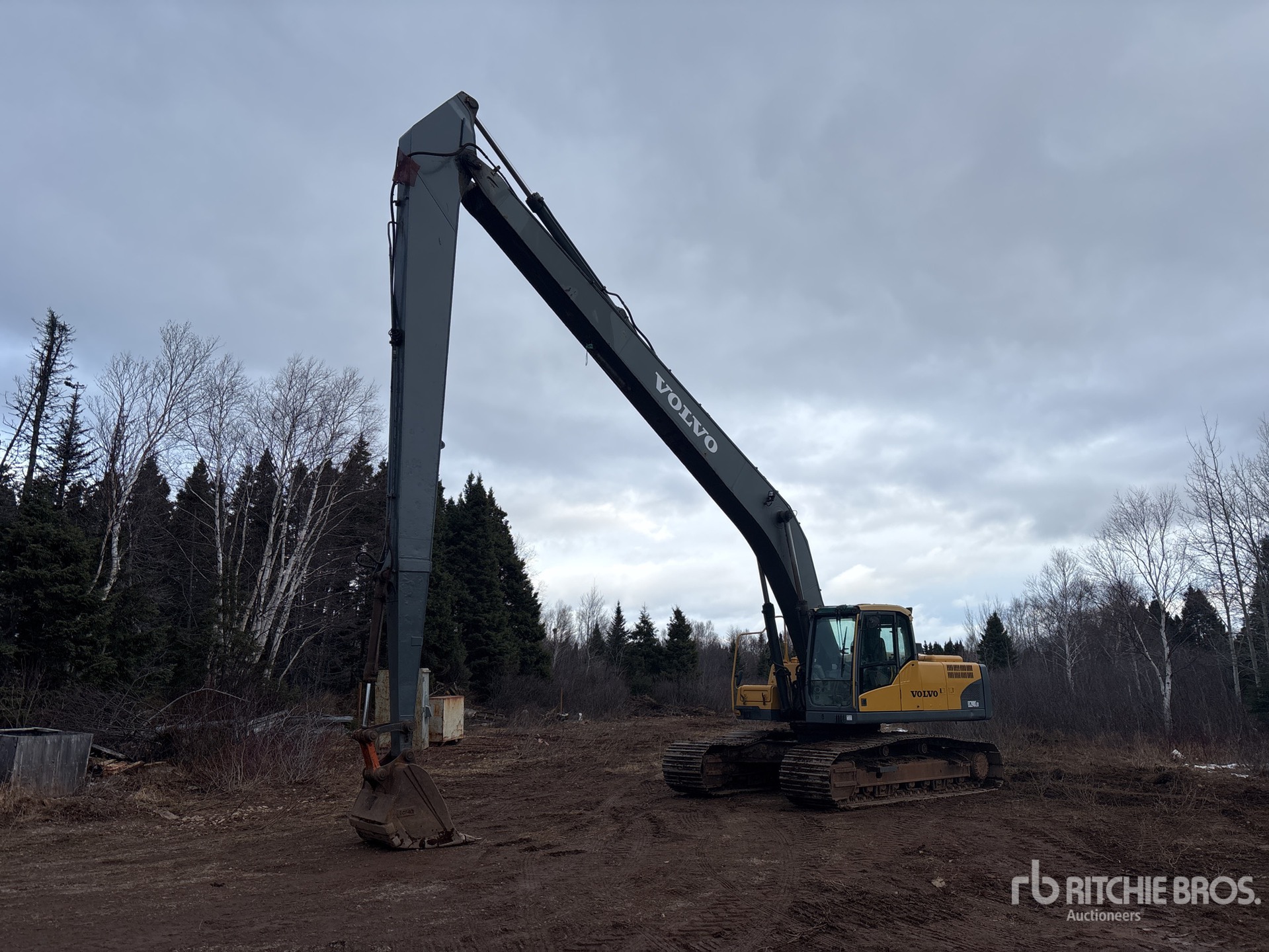 General Appearance with Featured Photo