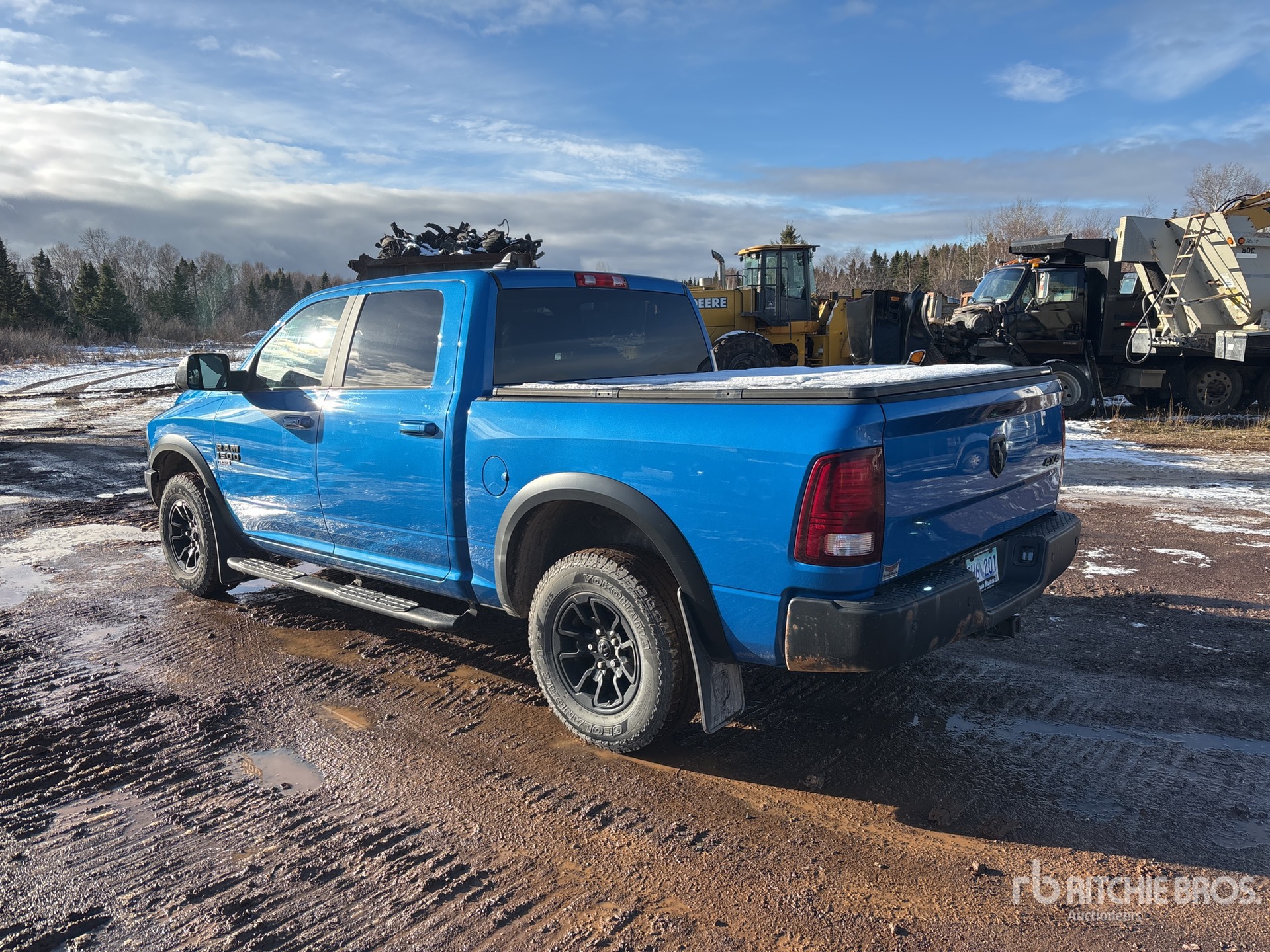 General Appearance with Picture, Left Rear Corner