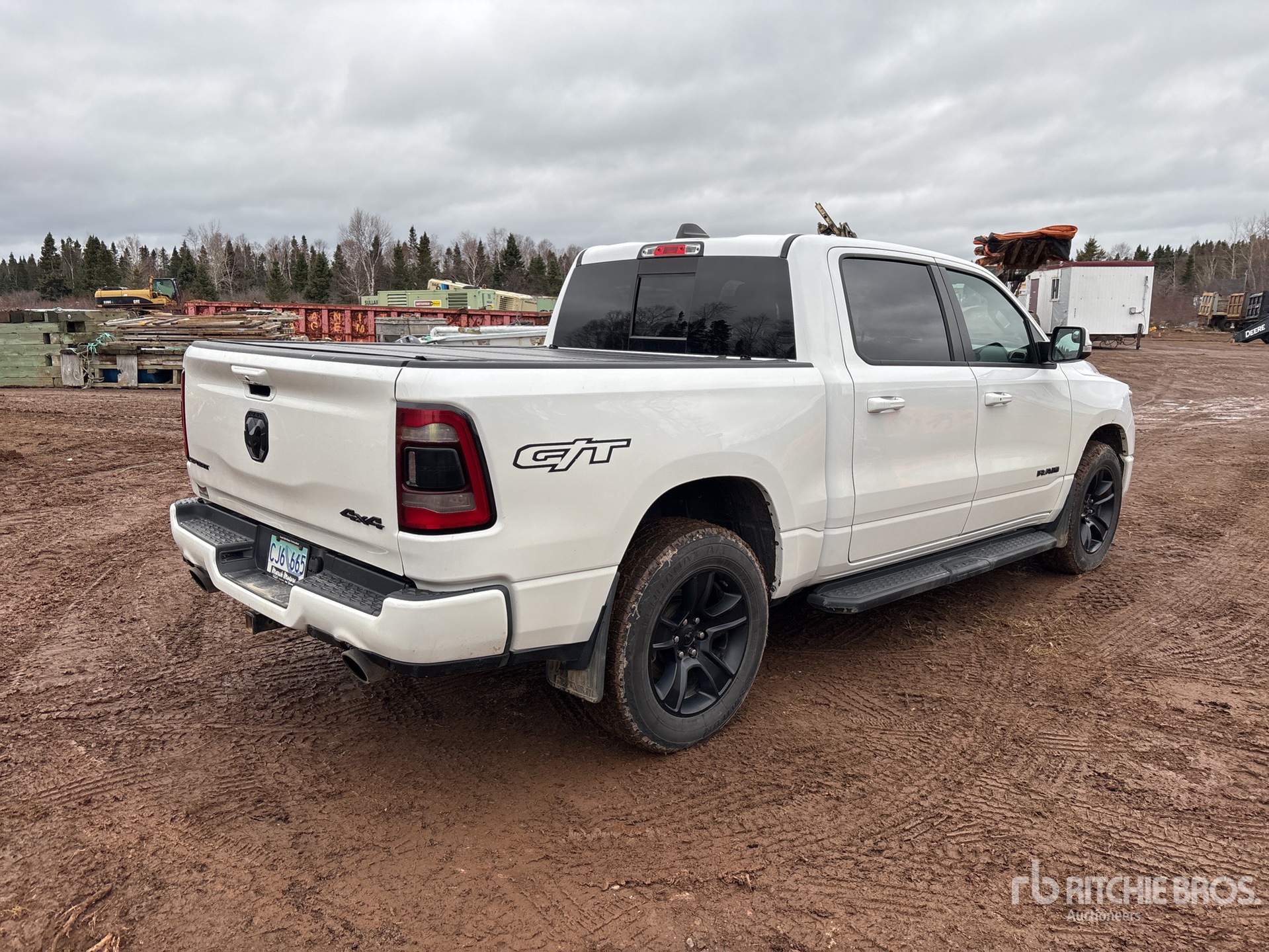 General Appearance with Bild, Ecke hinten rechts