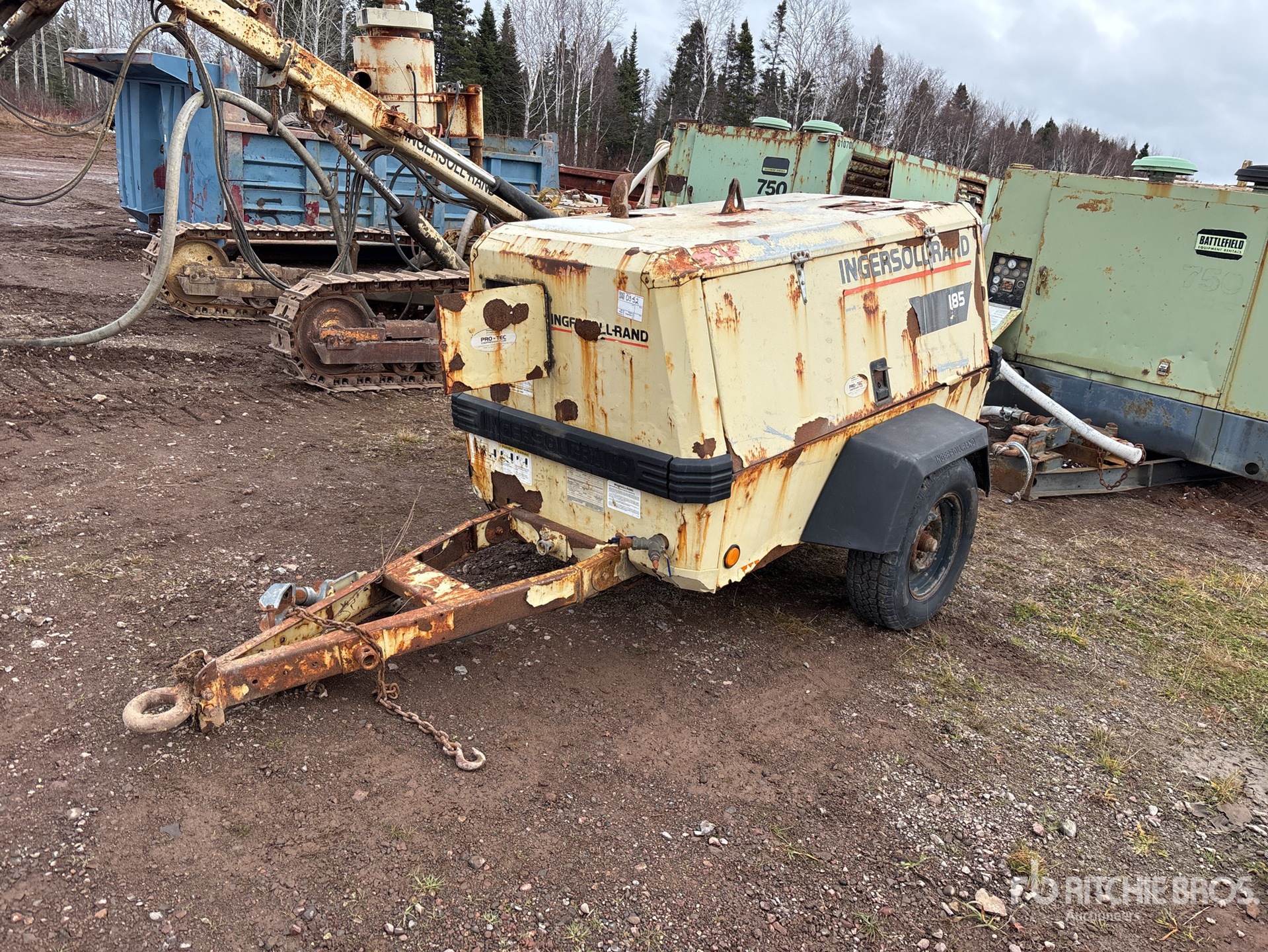 General Appearance with Foto, angolo anteriore sinistro