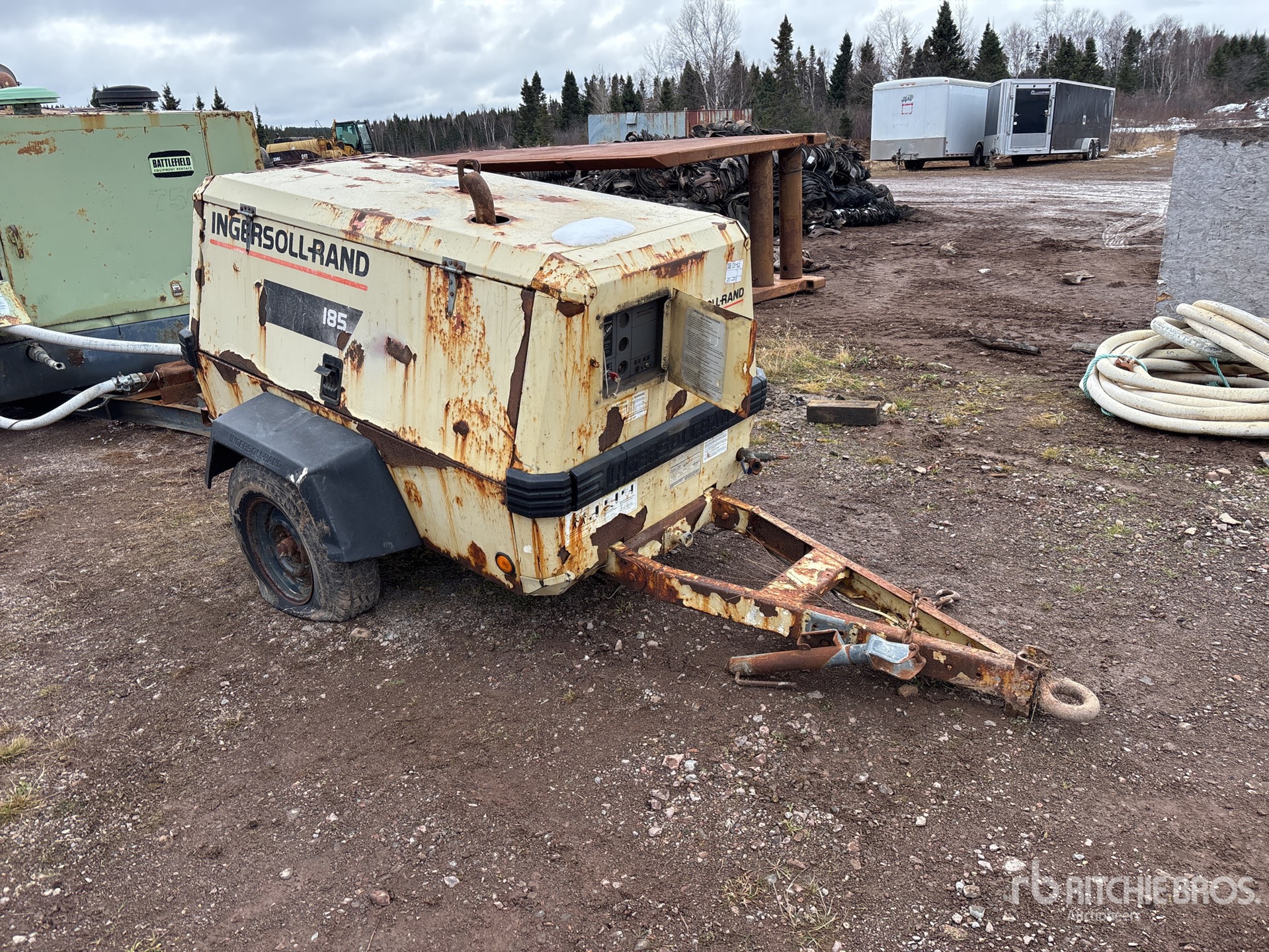 General Appearance with Foto, angolo anteriore destro