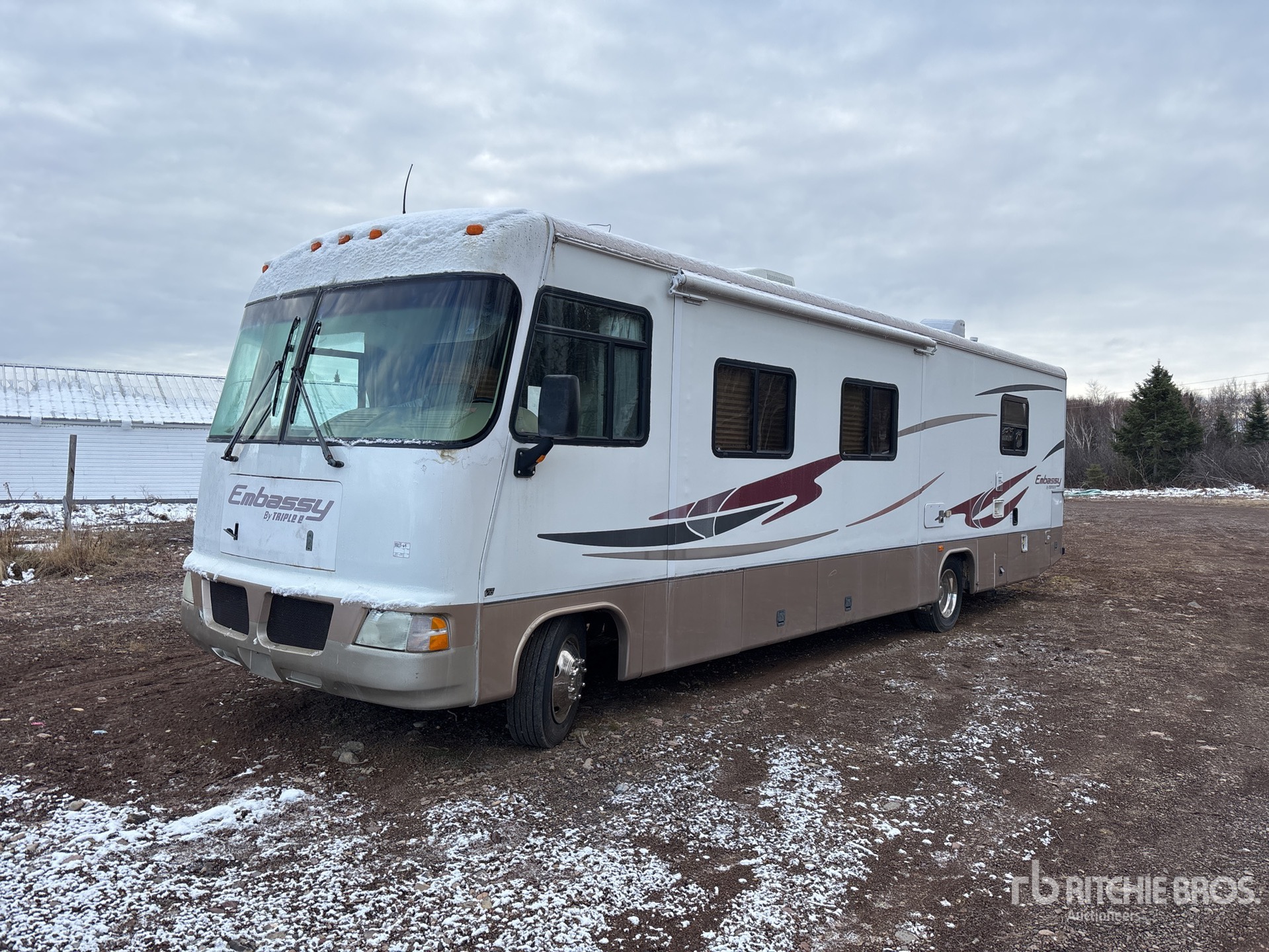 General Appearance with Picture, Left Front Corner