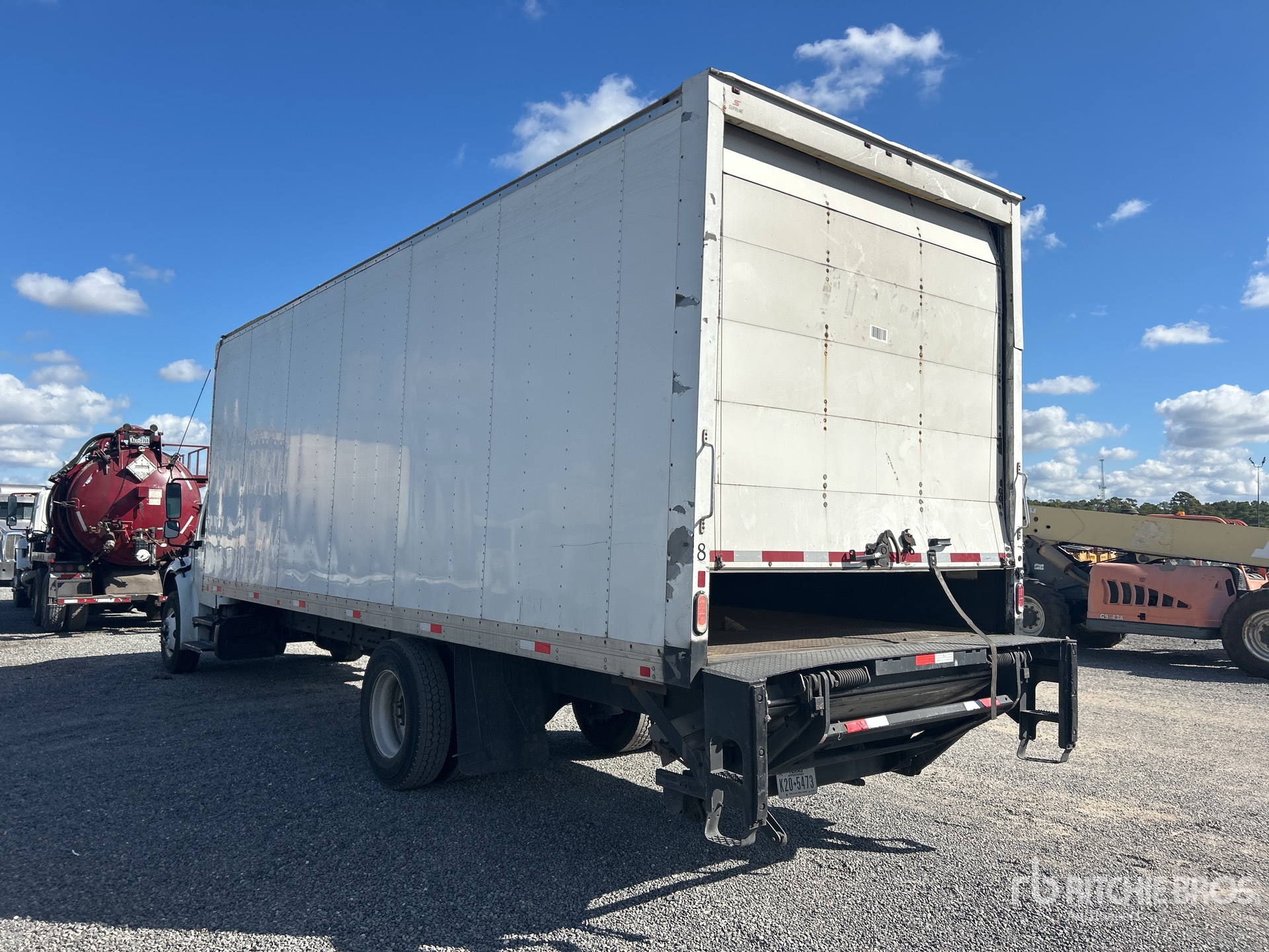 General Appearance with Zdjęcie, lewy dolny róg