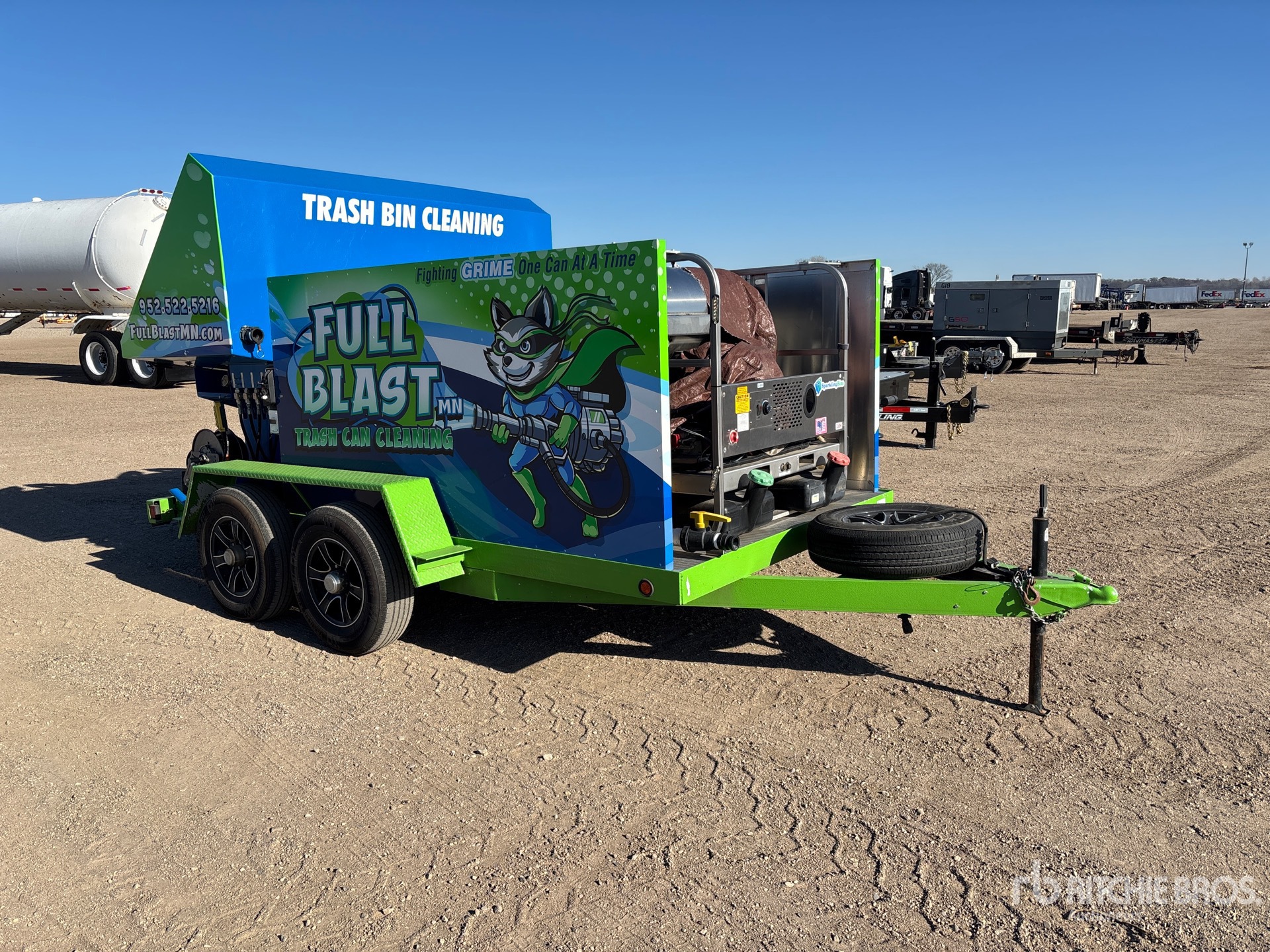 General Appearance with Picture, Right Front Corner