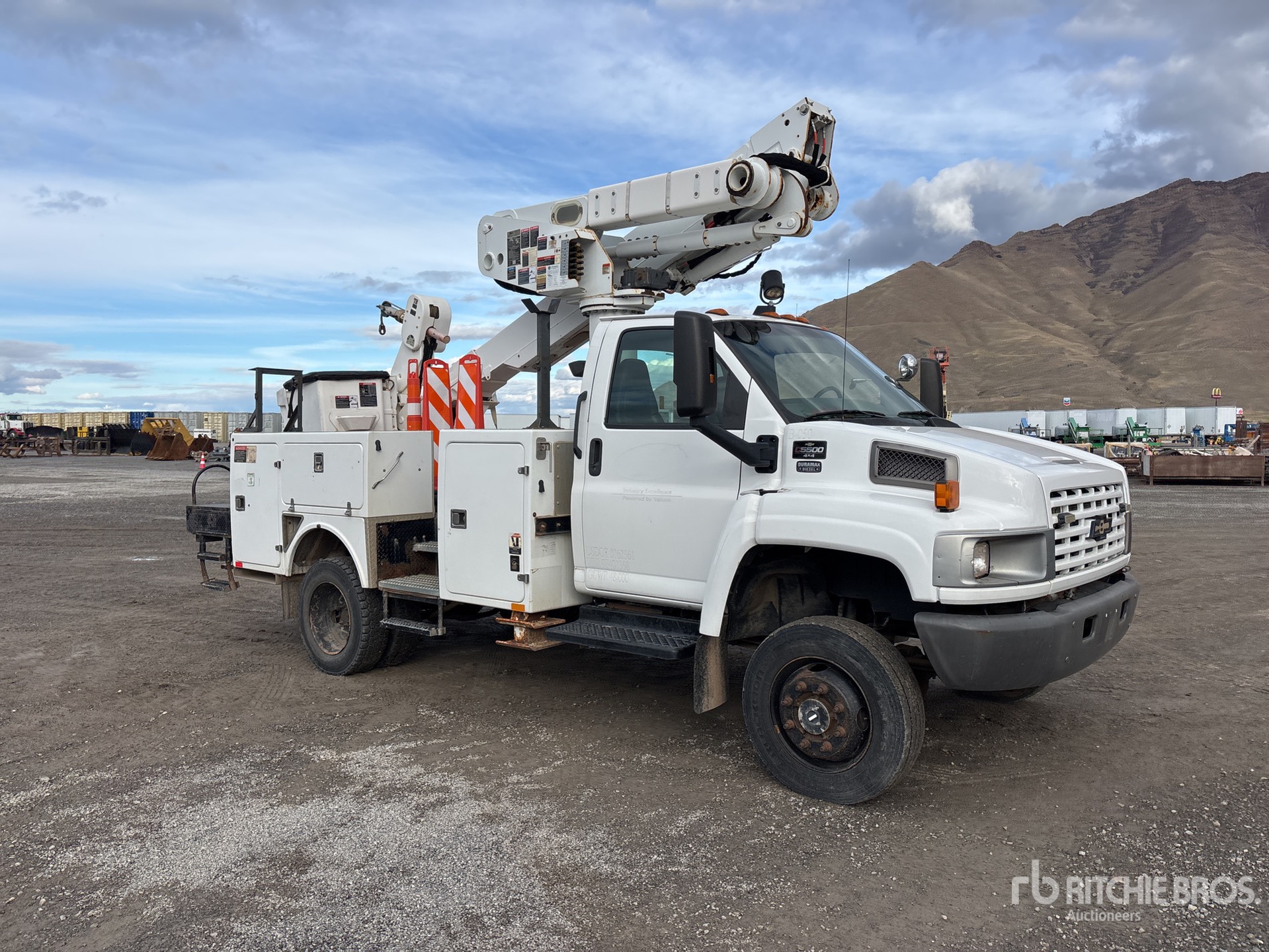 General Appearance with Picture, Right Front Corner