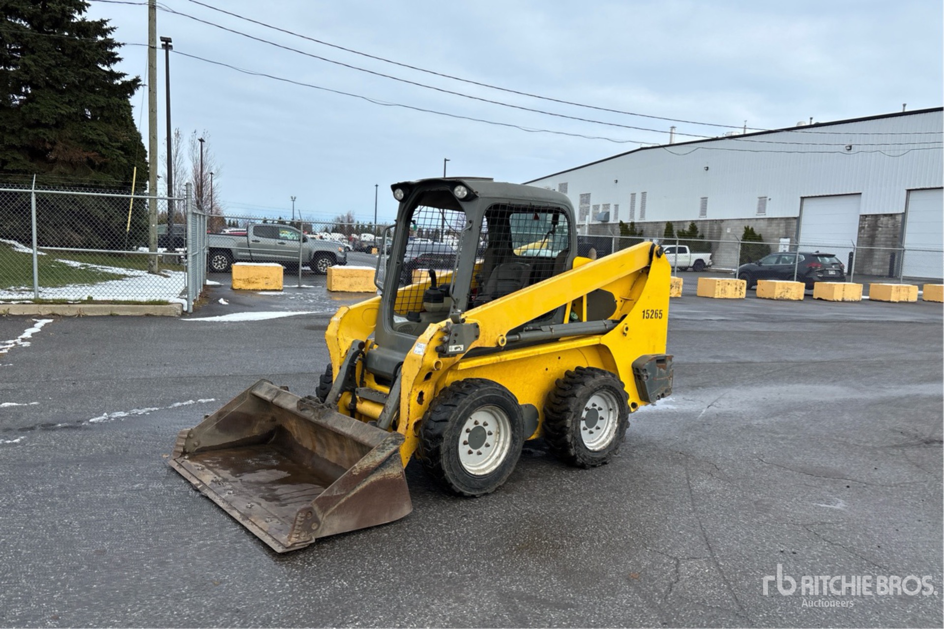 General Appearance with Imagen: esquina delantera izquierda