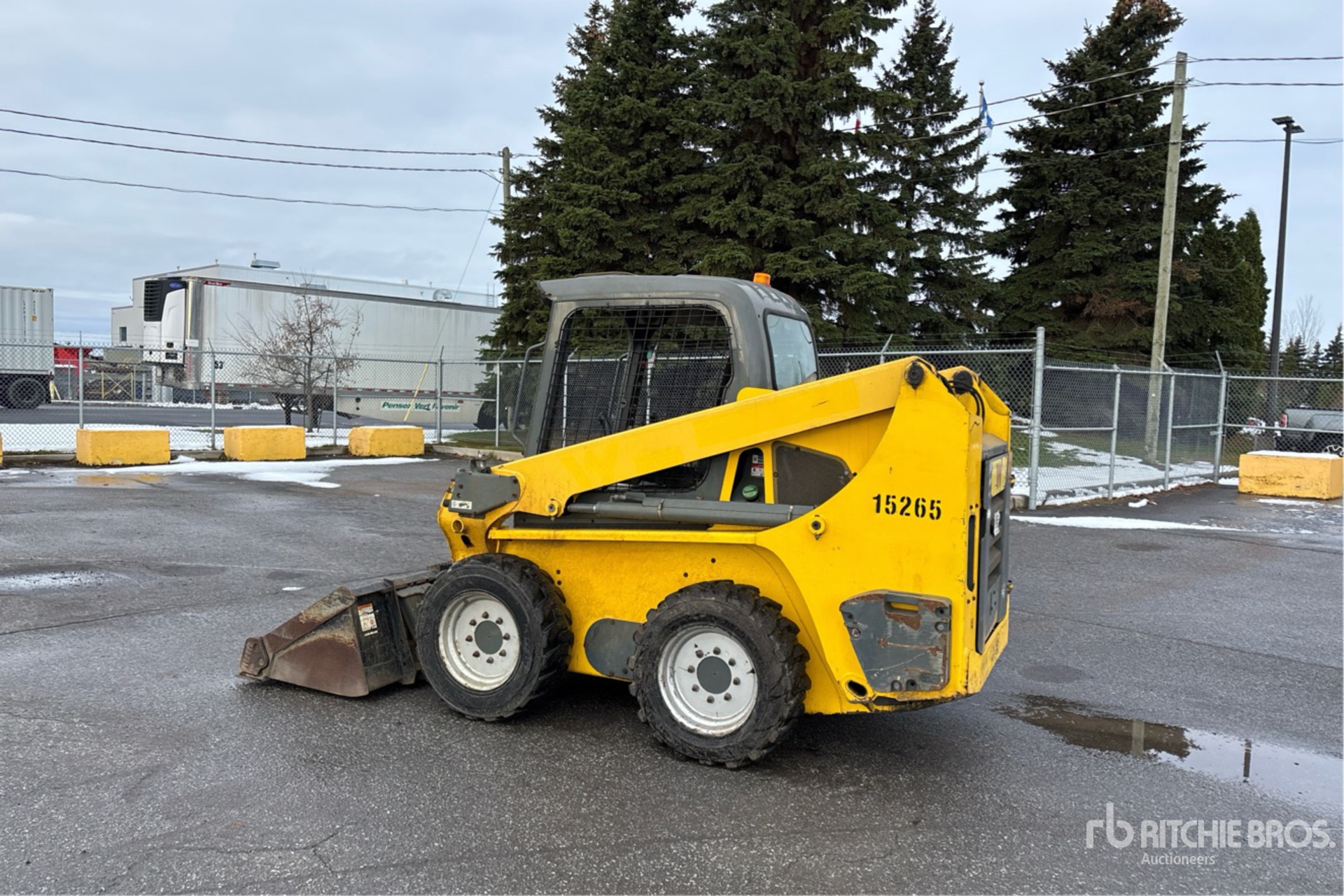 General Appearance with Imagen: esquina trasera izquierda