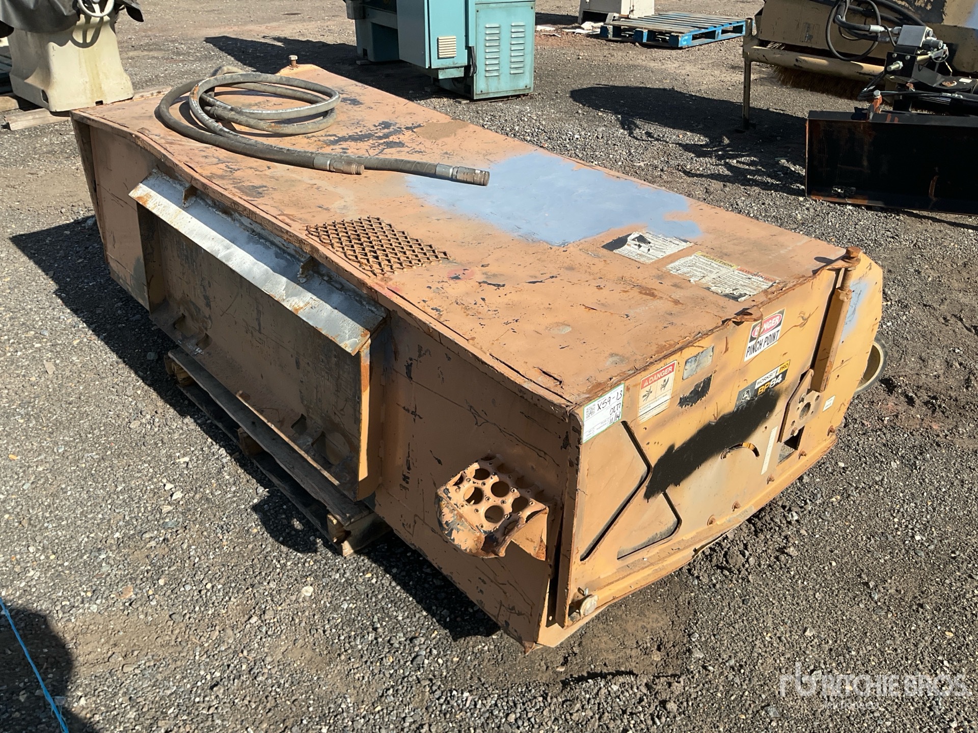 General Appearance with Imagen: esquina trasera derecha