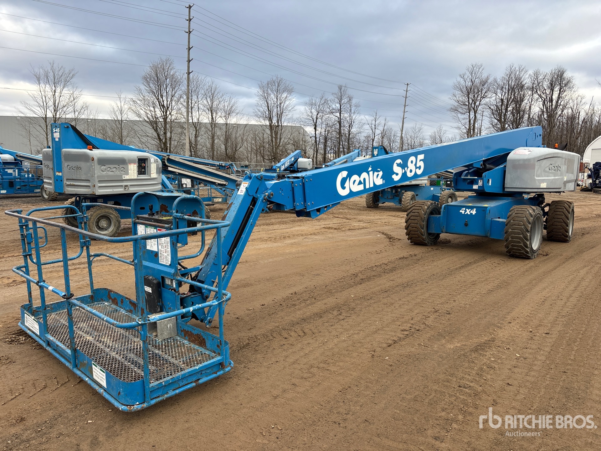 General Appearance with Picture, Left Front Corner