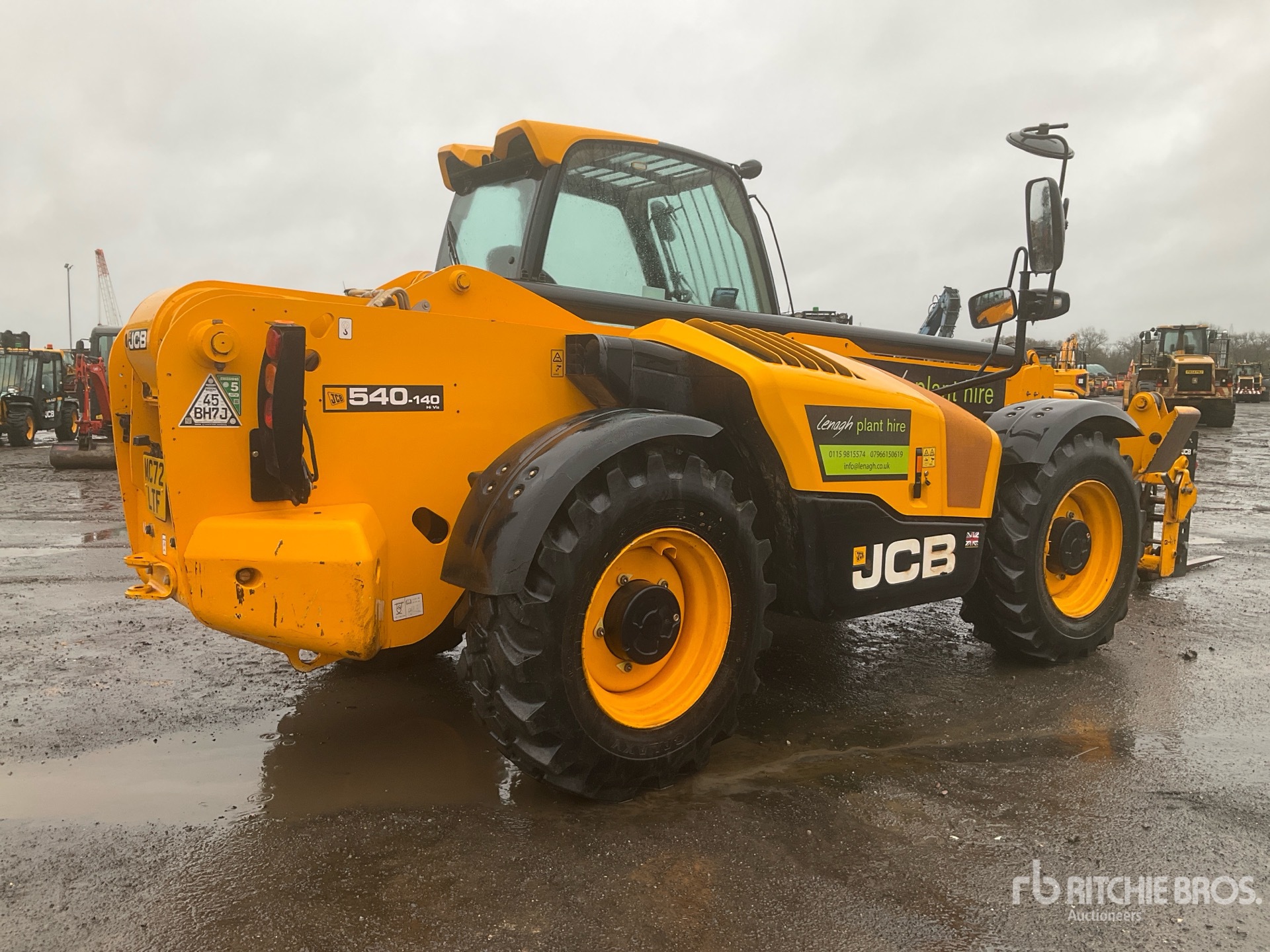 General Appearance with Imagen: esquina trasera derecha