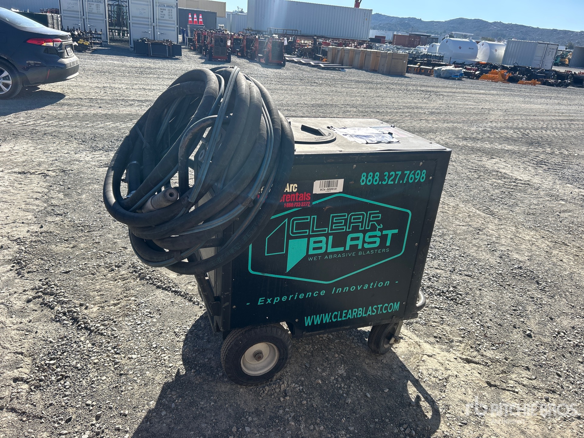 General Appearance with Picture, Right Rear Corner